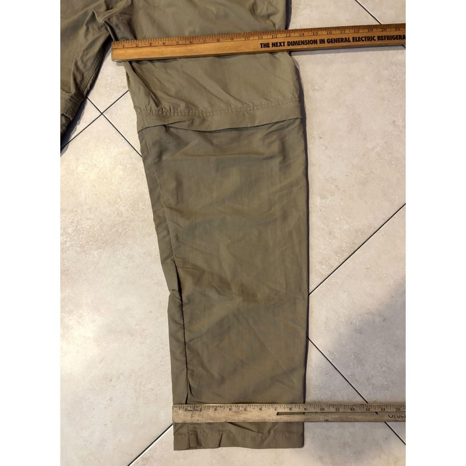 Vintage L.L. Bean Pants Mens 36x34 Beige Nylon Quick Dry Pockets Zip Hiking Trail Casual Travel Summer 36W 34L Womens Mens Boys Girls Size US 36 / EU 52 - 8 Thumbnail