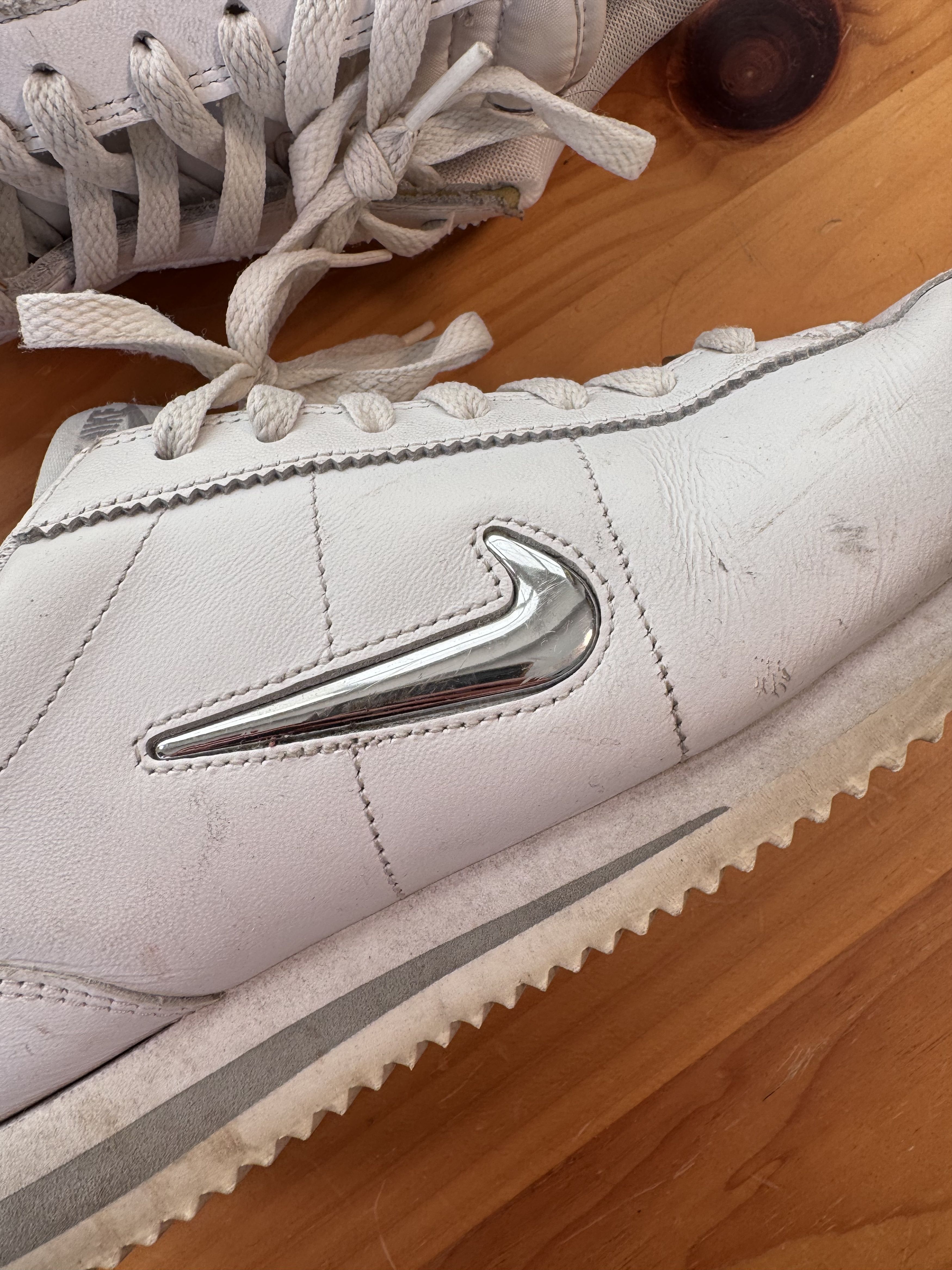 Nike Nike white cortez jewel sneaker Size US 10 / EU 43 - 2 Thumbnail