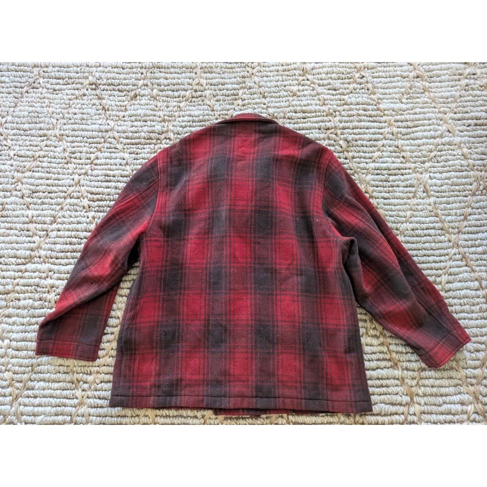 Eddie Bauer VINTAGE Eddie Bauer jacket coat / Buffalo plaid wool baggy mens L Red 48" chest 1990s button front Mackinaw plaid grunge style Size US L / EU 52-54 / 3 - 2 Thumbnail