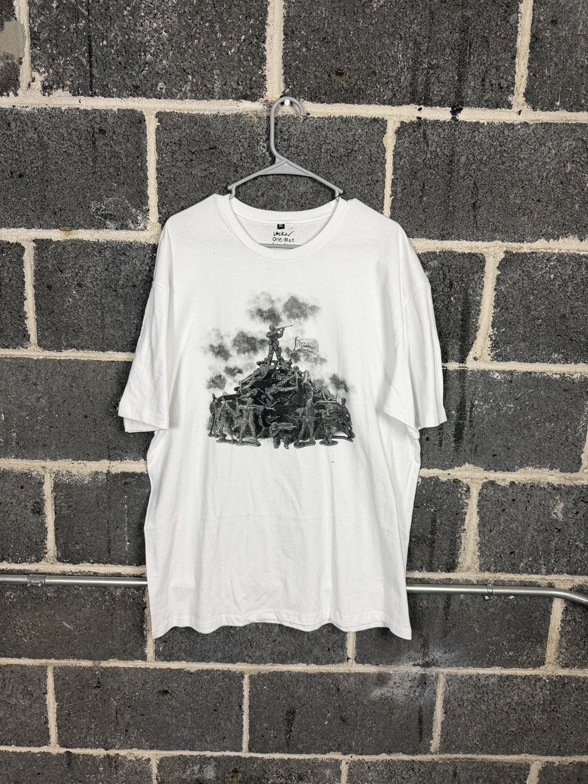 Other Plastic War white Sample XL Size US XL / EU 56 / 4 - 1 Thumbnail