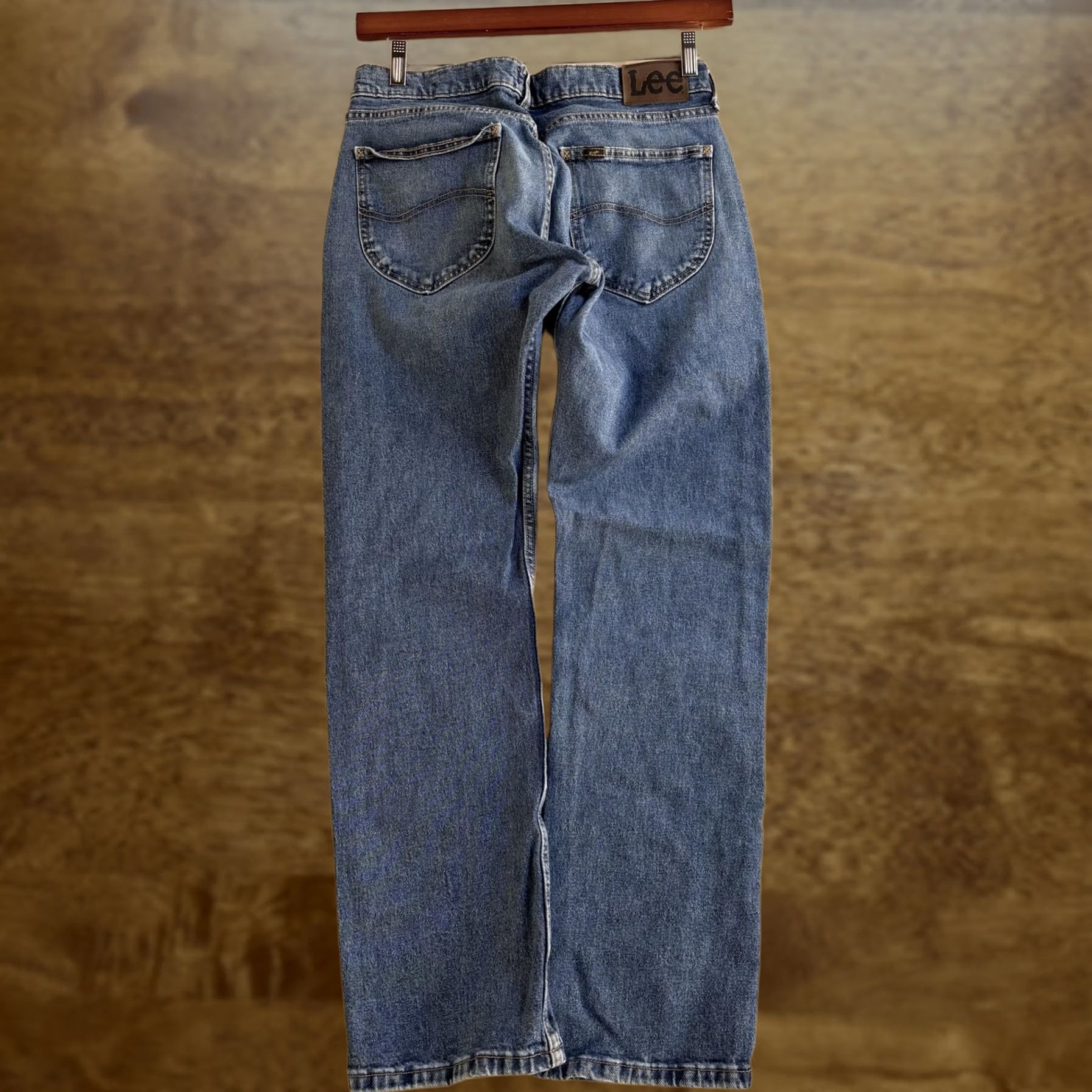 Lee Lee Slim Fit Jeans Mens 33x32 Medium Wash Blue Denim Straight Distressed Stretch Jeans Size US 33 - 1 Thumbnail