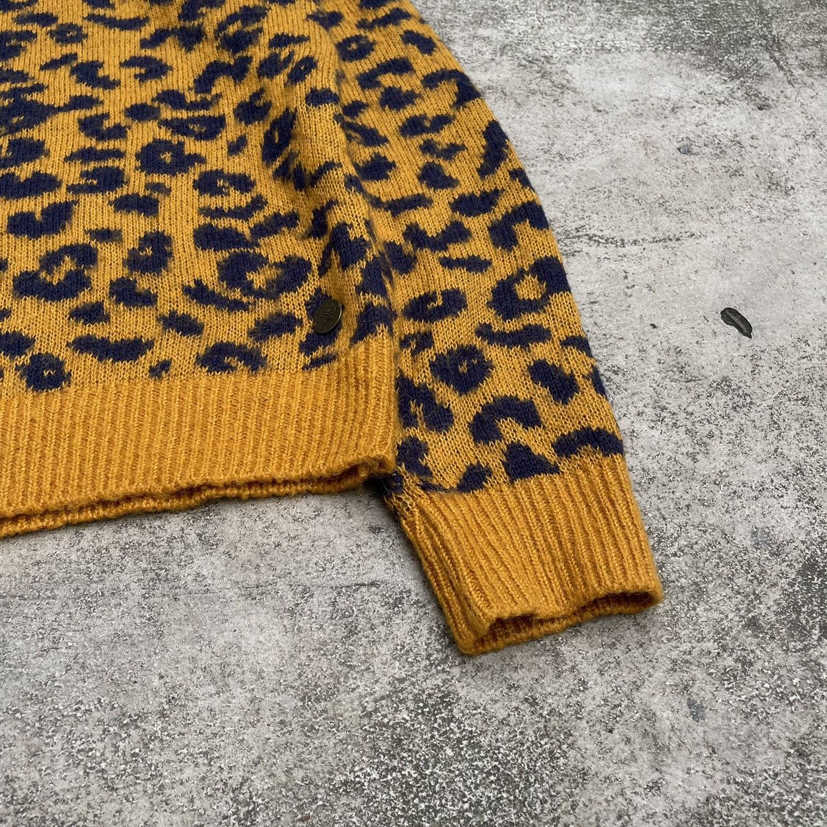 Vintage Vintage Y2K Leopard Stripe Knit Sweater Preppy Streetwear M Size US M / EU 48-50 / 2 - 5 Thumbnail