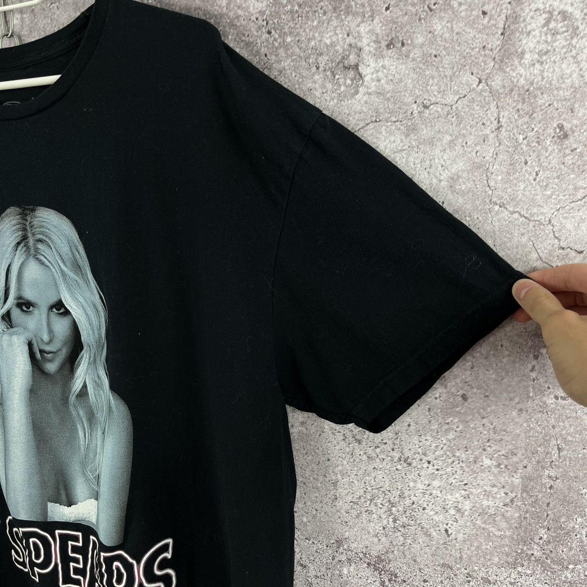 Band Tees Britney Spears 2023 T-Shirt Big Logo Black Size L Size US L / EU 52-54 / 3 - 6 Thumbnail