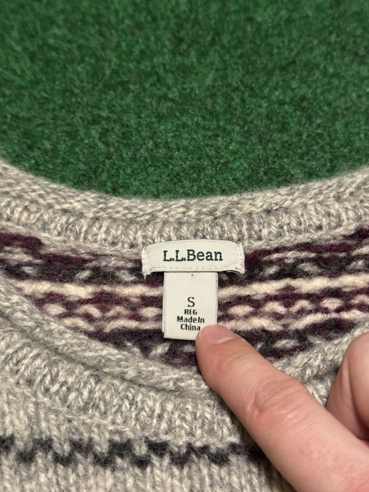 L.L. Bean L.L. Bean 100% Lamb Wool Nordic Fair Isle Soft Sweater 17x25 Size S / US 4 / IT 40 - 2 Thumbnail