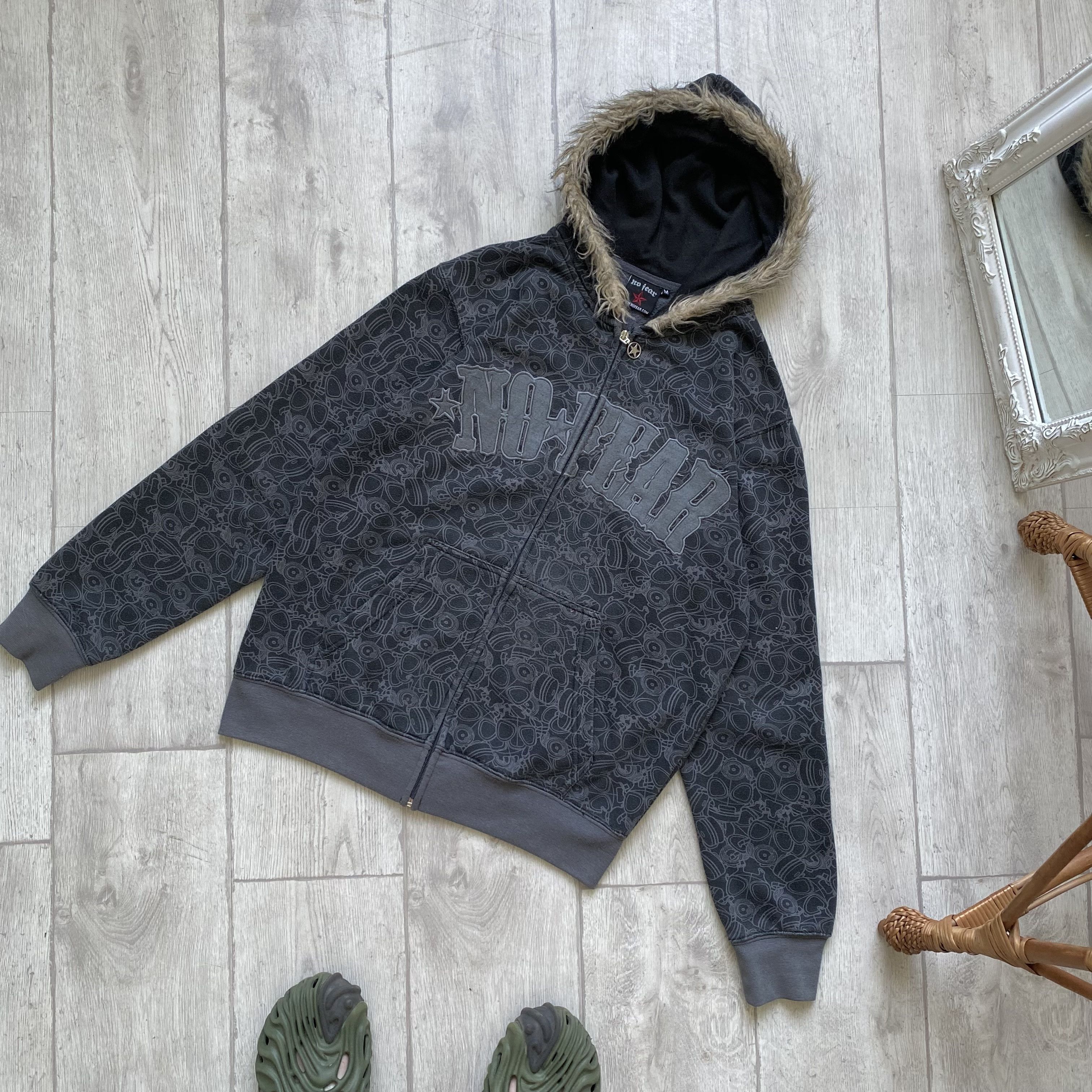 If Six Was Nine Vintage 00s NO FEAR Fur Hoodie center logo Affliction style Size US M / EU 48-50 / 2 - 7 Thumbnail