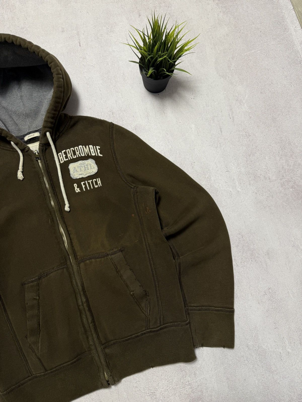 Abercrombie & Fitch Vintage Abercrombie Fitch Hoodie Big Logo Distressed Wash Size US L / EU 52-54 / 3 - 2 Thumbnail