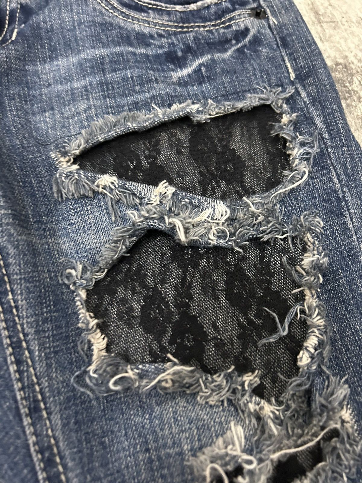 Japanese Brand Cecil Mc Bee Distressed Jeans Size 29" - 6 Thumbnail