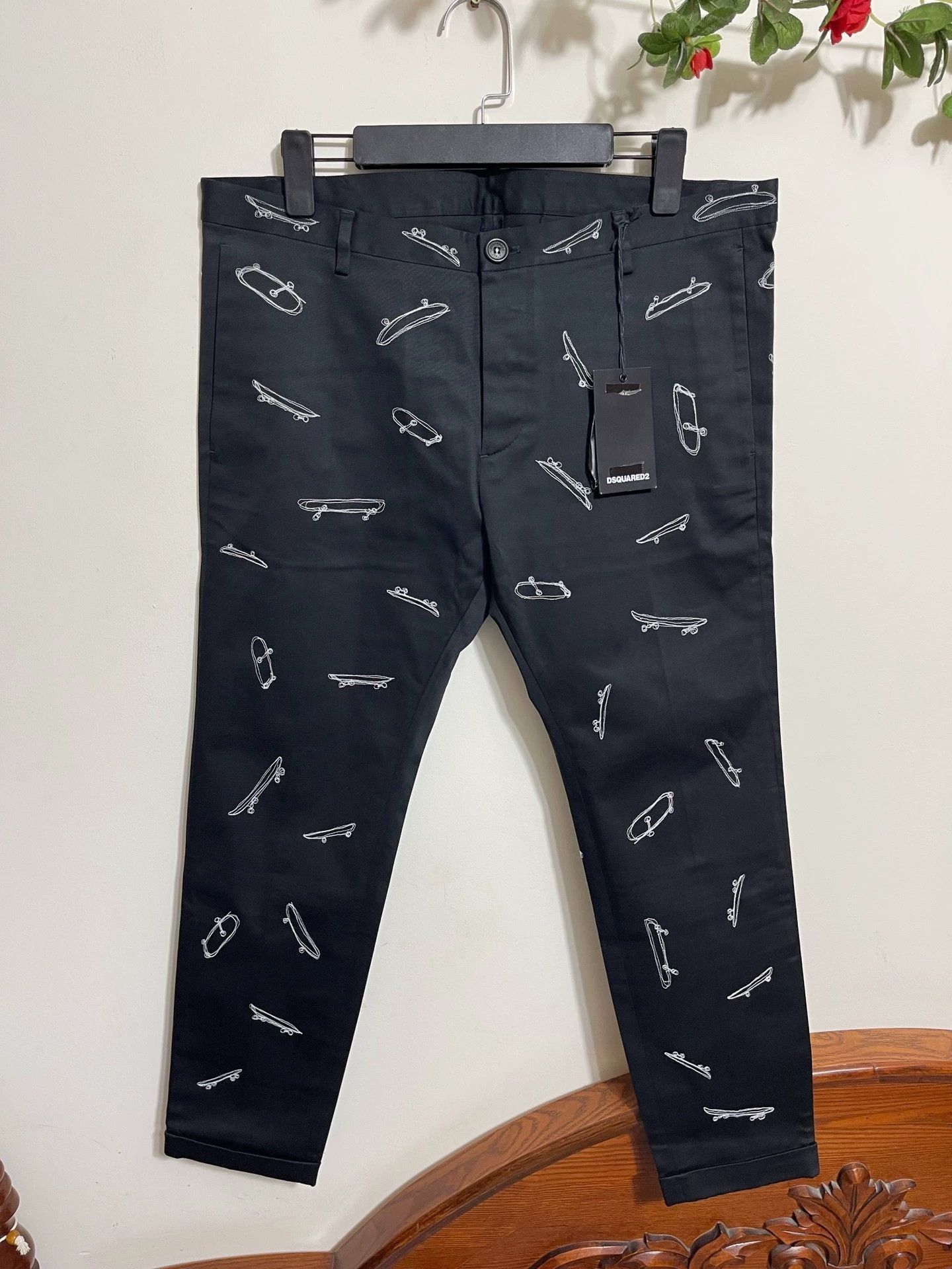 Dsquared2 Black Skateboard Print Casual Pants Size 34 Size US 34 / EU 50 - 1 Thumbnail