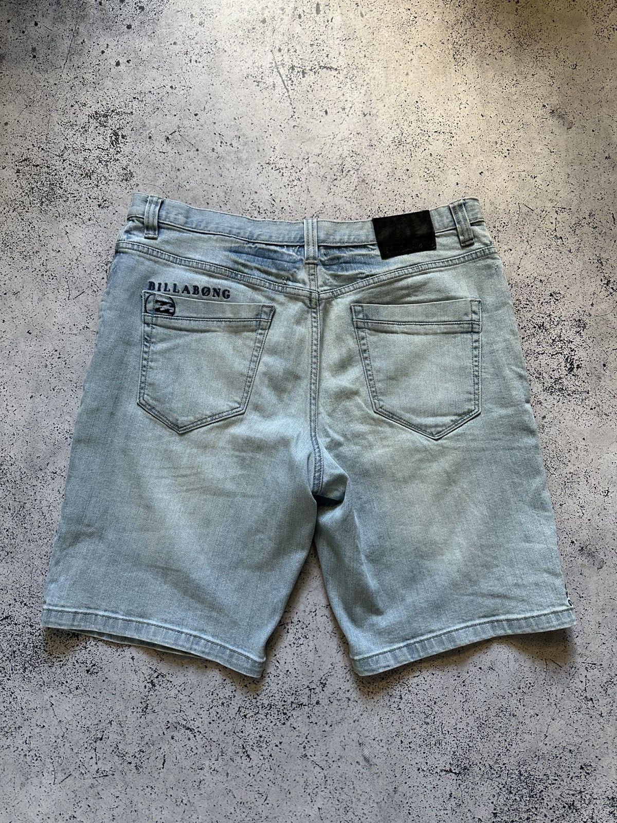 Billabong × Vintage Vintage Billabong Surf Jeans Shorts Denim Y2K USA Size US 36 / EU 52 - 1 Thumbnail