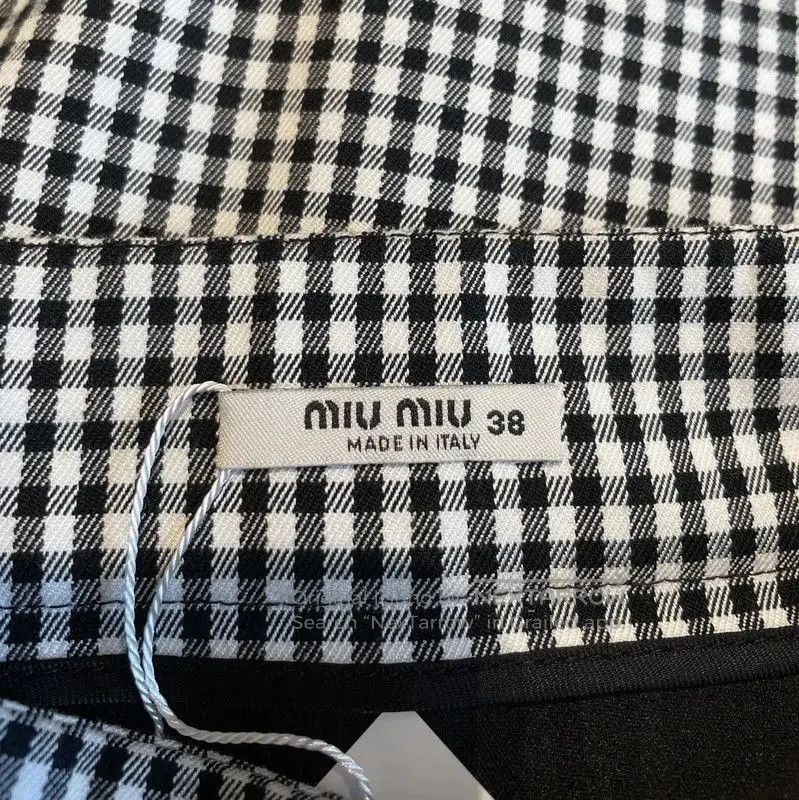 Miu Miu Miu Miu Summer Checkered Skirt in Black and White . Size 24" / US 00 / IT 34 - 5 Thumbnail