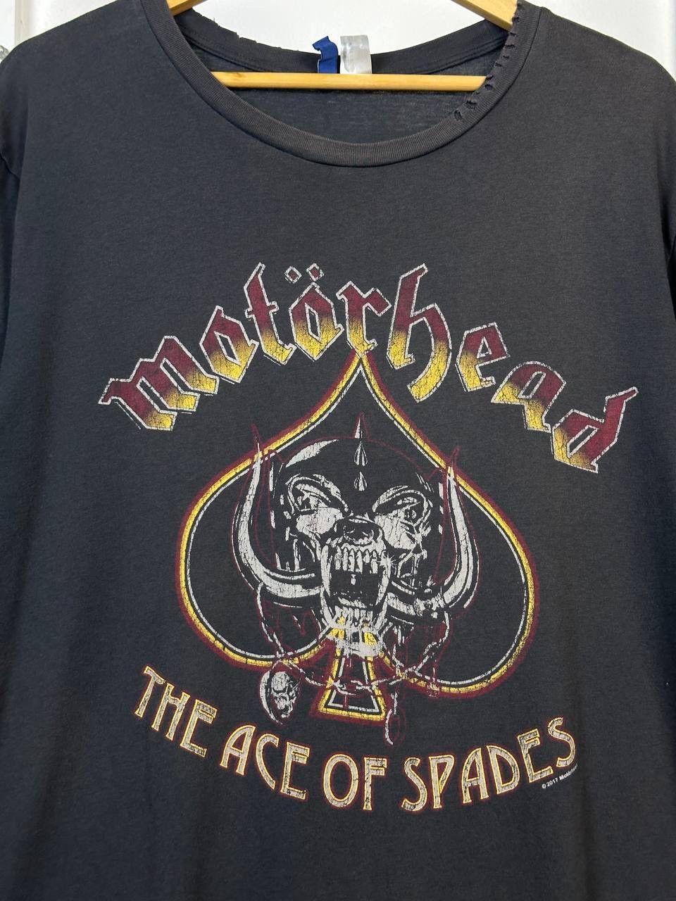 Band Tees RARE MOTORHEAD THE ACE OF SPADES TSHIRT Size US M / EU 48-50 / 2 - 3 Thumbnail