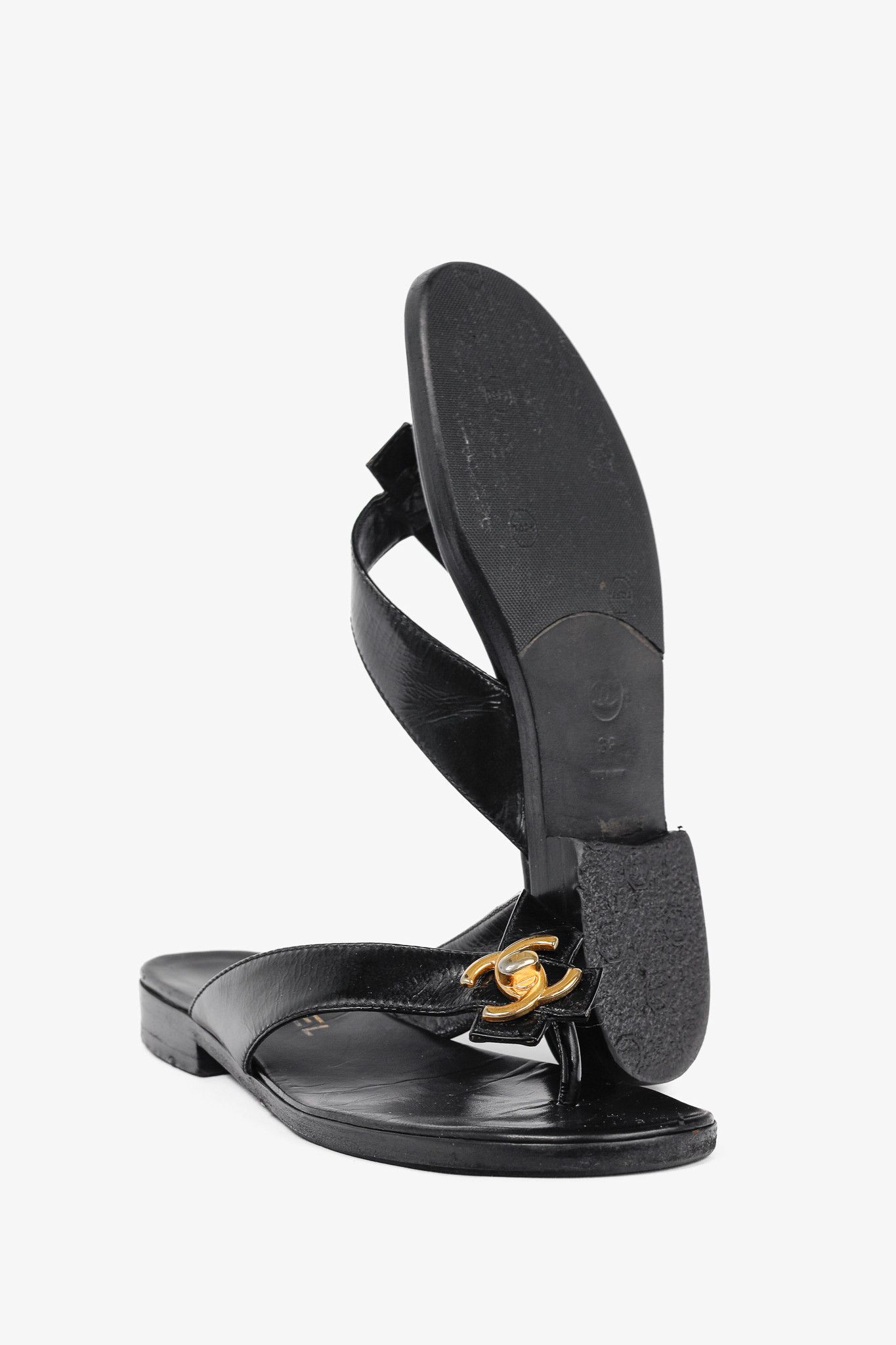 Chanel Chanel 96P Black Leather CC-Turnlock Flip Flips Size US 7.5 / IT 37.5 - 5 Thumbnail