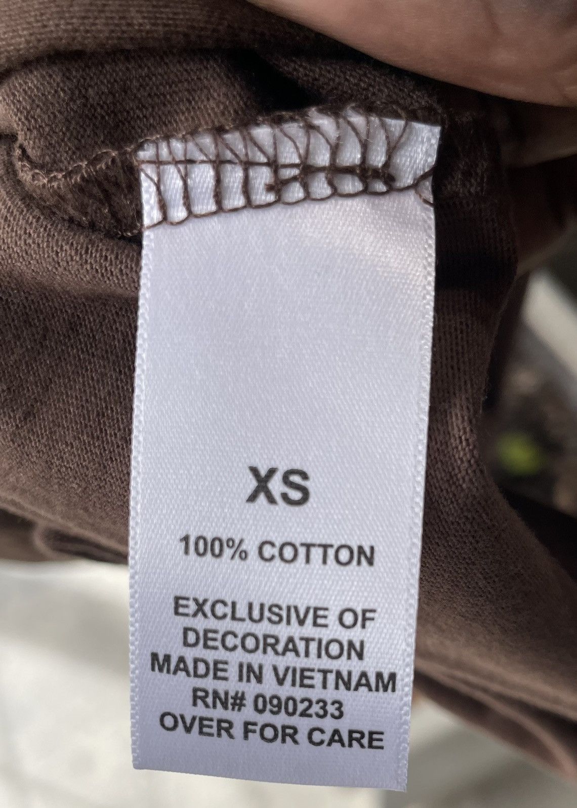Essentials × Fear of God Fear of God Essentials x SSENSE Boxy T-Shirt Applique Logo Size US XS / EU 42 / 0 - 5 Thumbnail