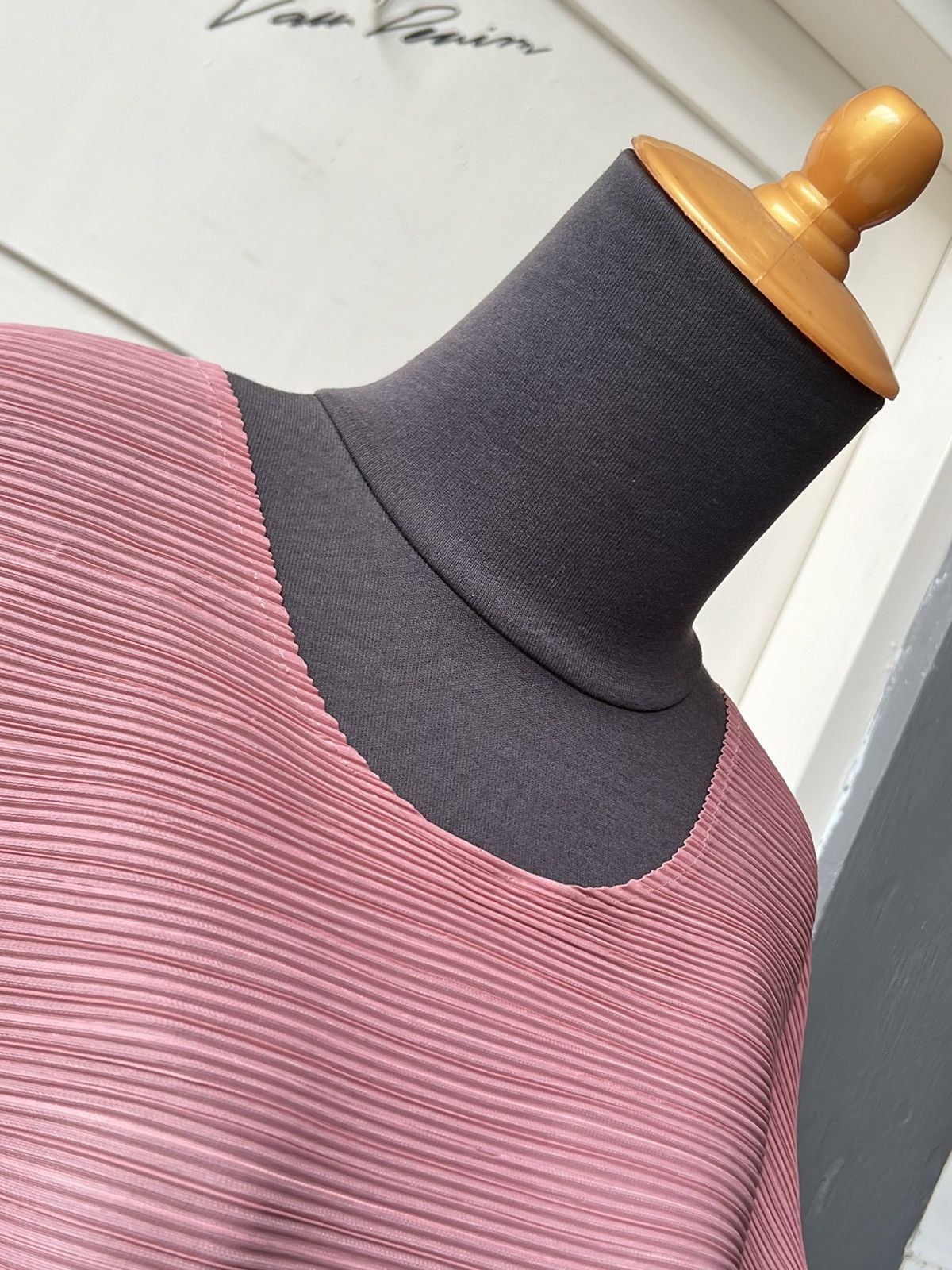 Japanese Brand Japanese Brand Pleats Pink Dress Size M / US 6-8 / IT 42-44 - 14 Thumbnail