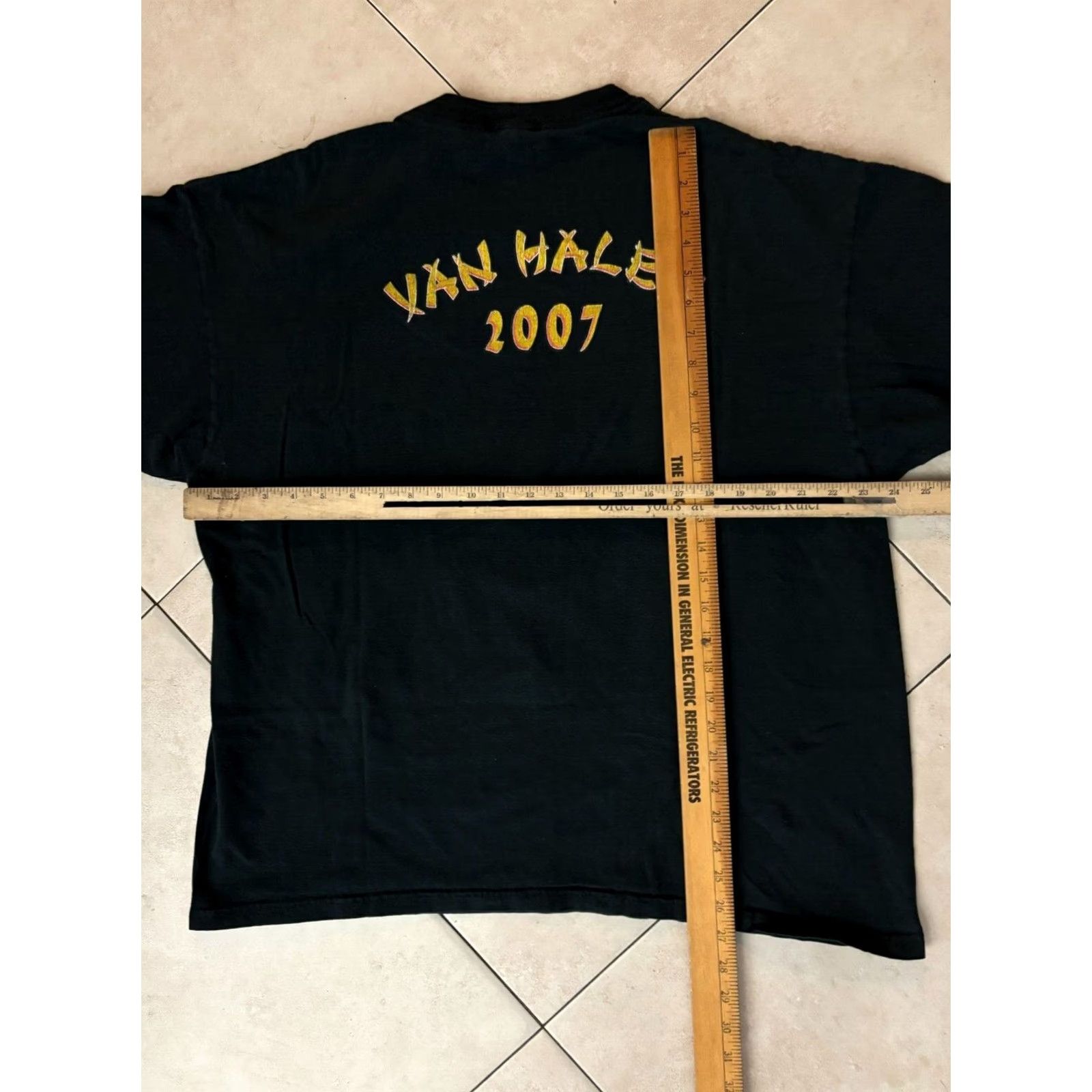 Anvil Nike Shirt 2XL Black Crew Tee Men 2XL T-Shirt Van Helen 2007 Tour Of TheWorld 1472 Size US XXL / EU 58 / 5 - 6 Thumbnail