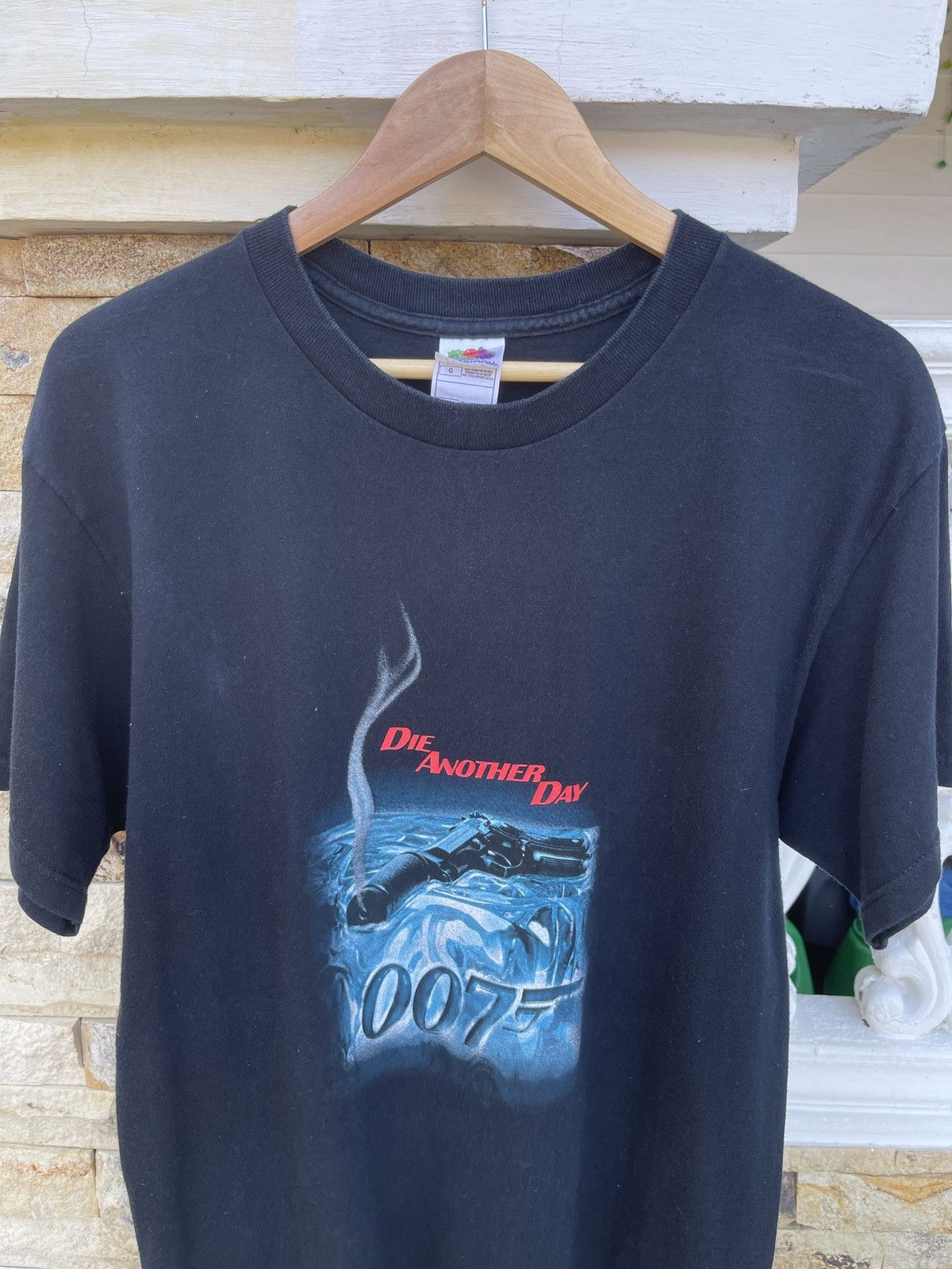 Vintage Rare🔥Vtg02’ Movie 007 James Bond Die Another Day TShirt Size US L / EU 52-54 / 3 - 1 Thumbnail