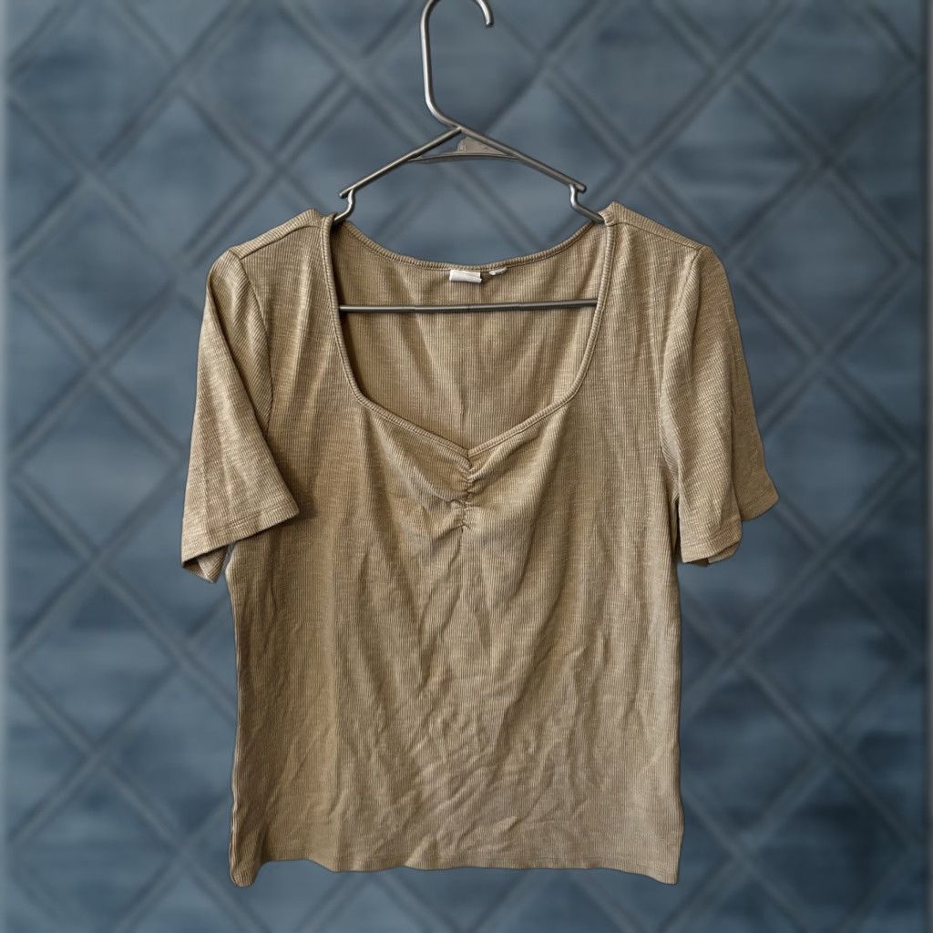 Gap Gap Shirt Women’s Beige Square Neck Short Sleeve Ribbed Knit T Sz Large Size L / US 10 / IT 46 - 1 Thumbnail