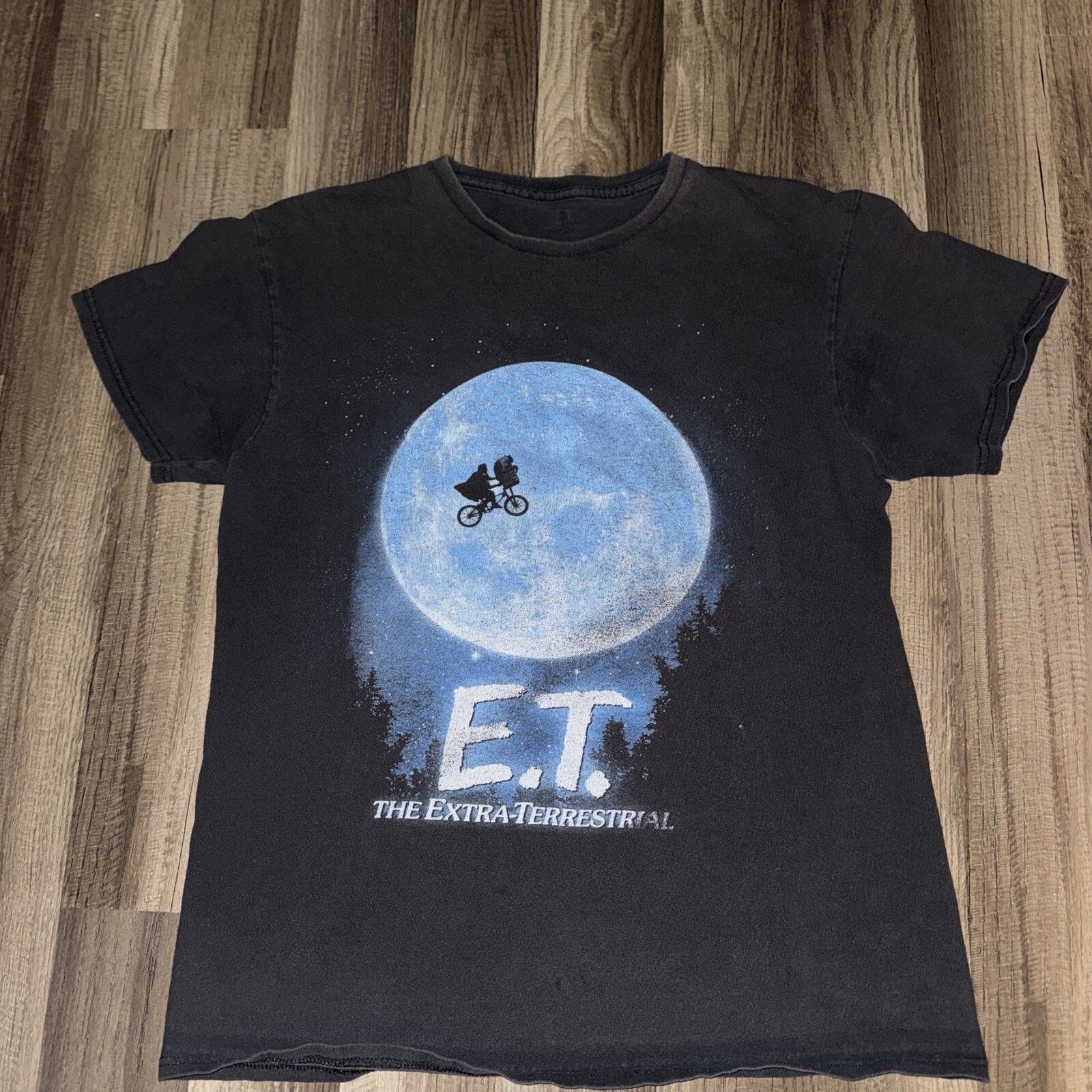 Band Tees ET The Extra Terrestrial T-Shirt Black 18x25 Medium Size US M / EU 48-50 / 2 - 1 Thumbnail