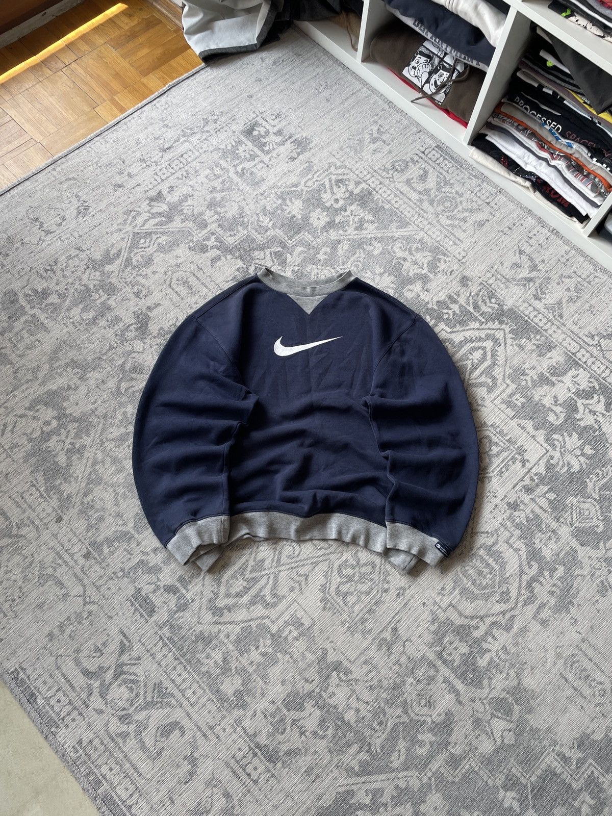 Nike Nike Vintage Sweatshirt Big Logo Boxy Cropped Japanese Y2K Size US M / EU 48-50 / 2 - 1 Thumbnail