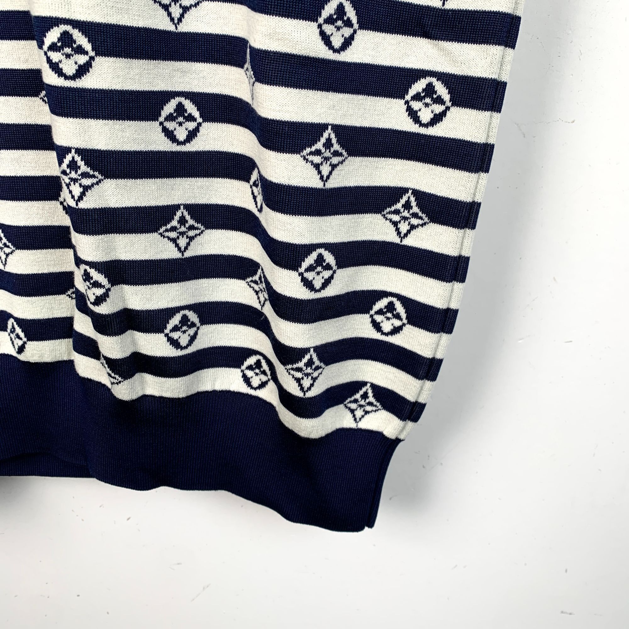 Louis Vuitton Louis Vuitton Blue&White Striped Knit Dress With Red V-Neck Size S / US 4 / IT 40 - 4 Thumbnail