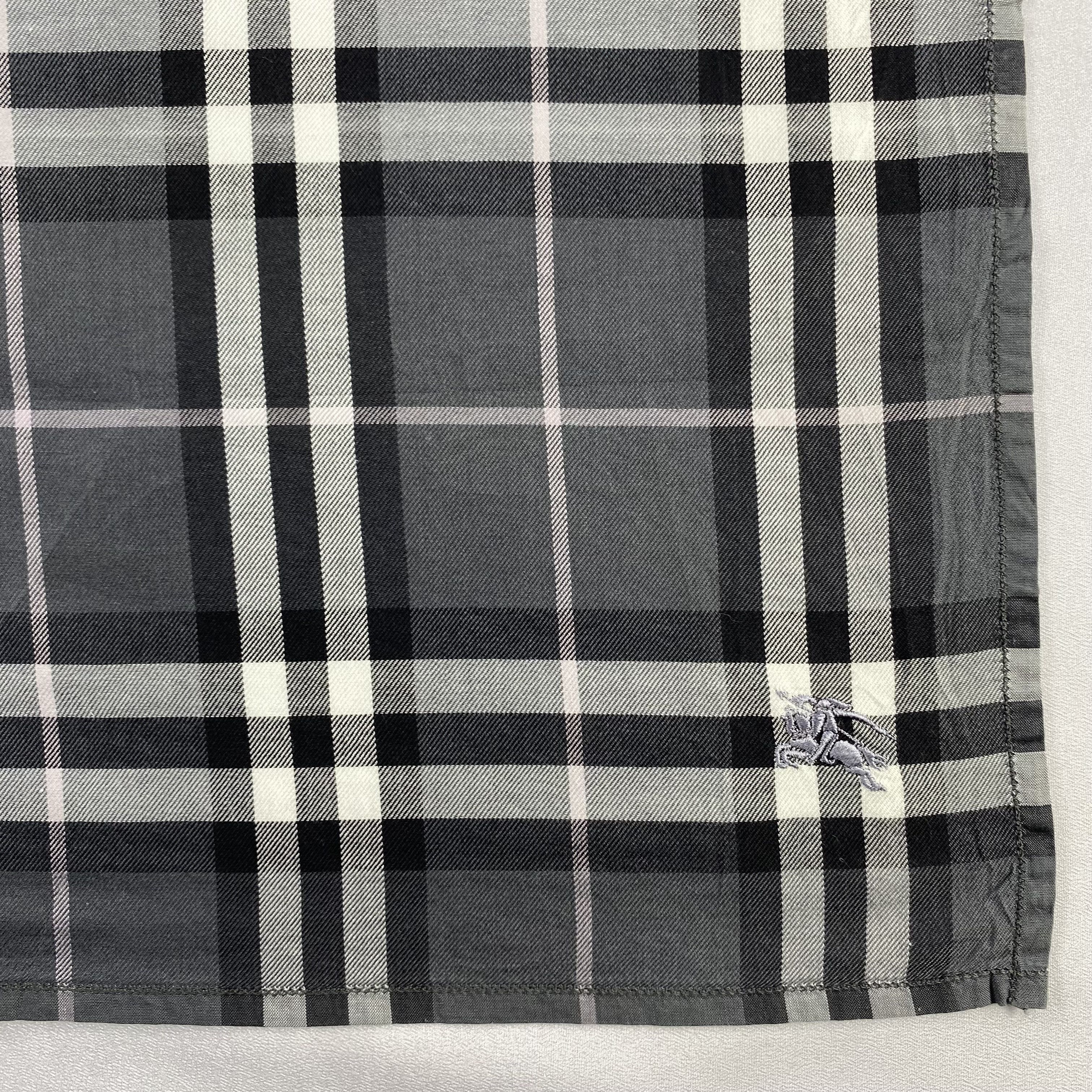 Burberry × Vintage Burberry Handkerchief / Neckerchief / Bandana-P1705 Size ONE SIZE - 3 Thumbnail