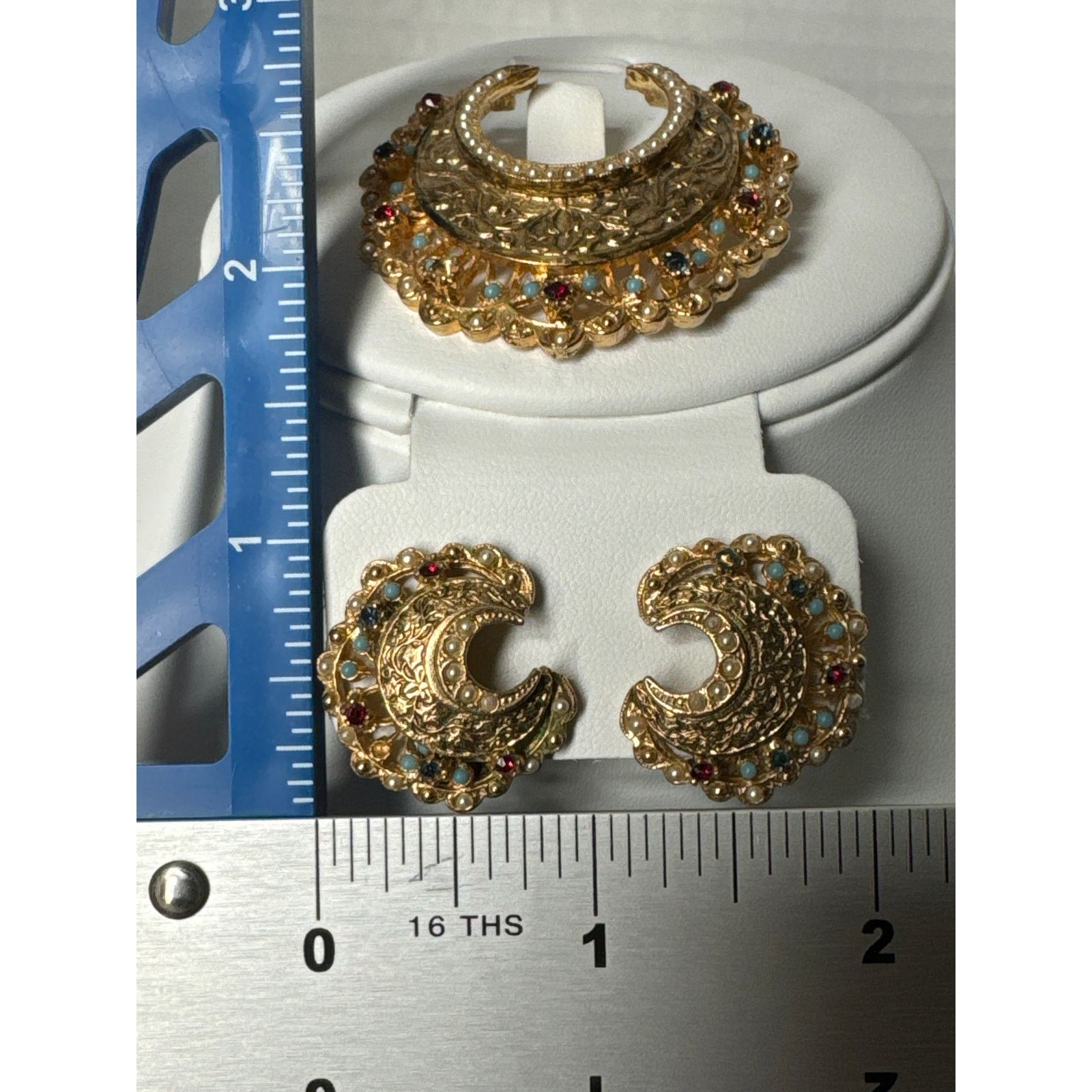 Vintage Vtg mid century Crown Brooch & earrings Art Jewelry Company Size ONE SIZE - 11 Thumbnail