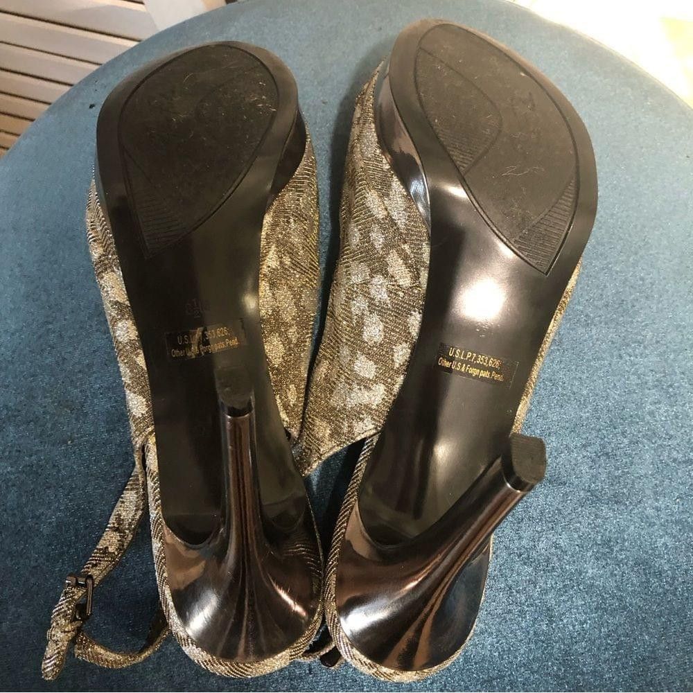 Marc Fisher Marc Fisher golden silver metallic shine platform heel 8.5 Size US 8.5 / IT 38.5 - 6 Thumbnail