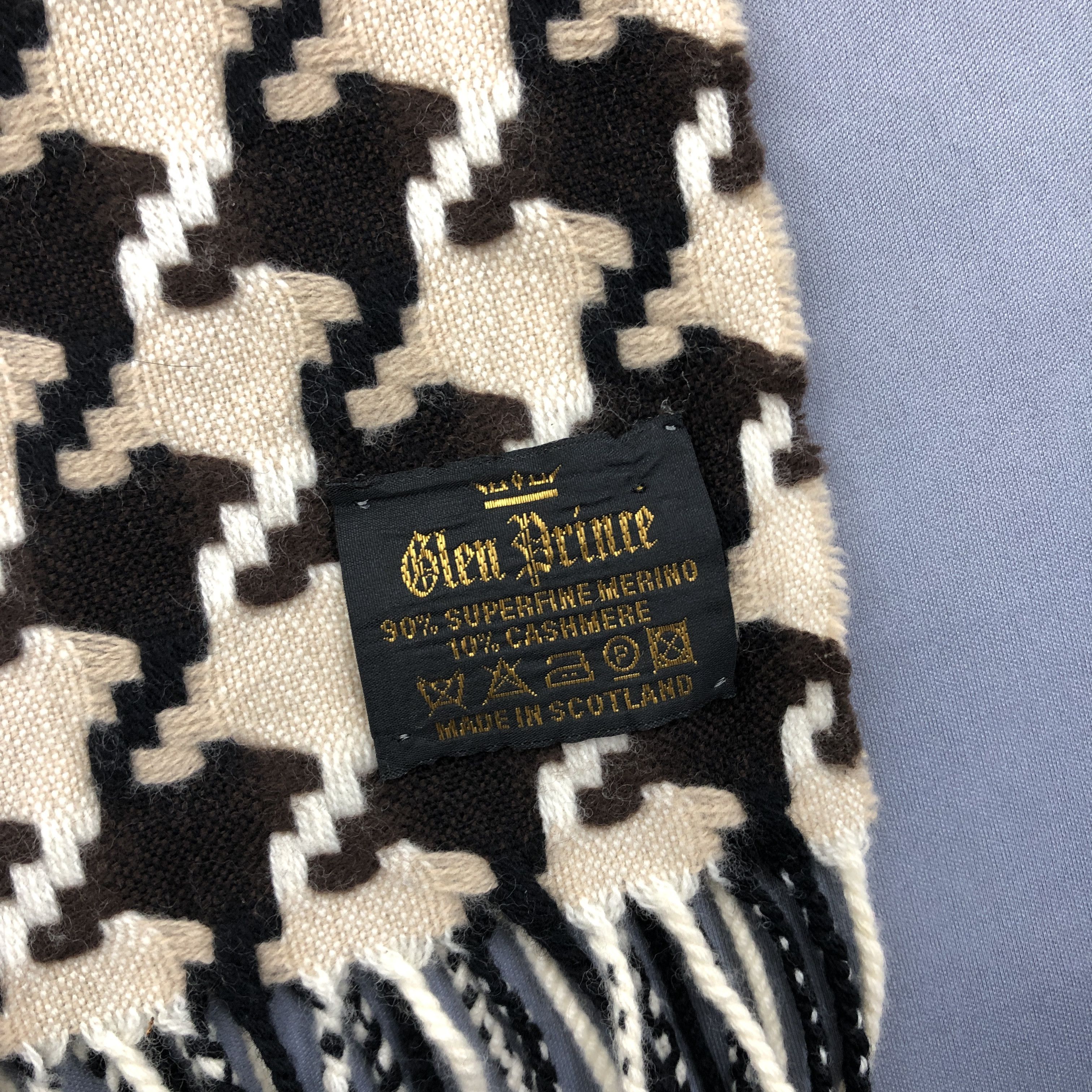 Vintage Vintage Glen Prince Scarf Houndstooth Wool Scarves. Size ONE SIZE - 4 Thumbnail