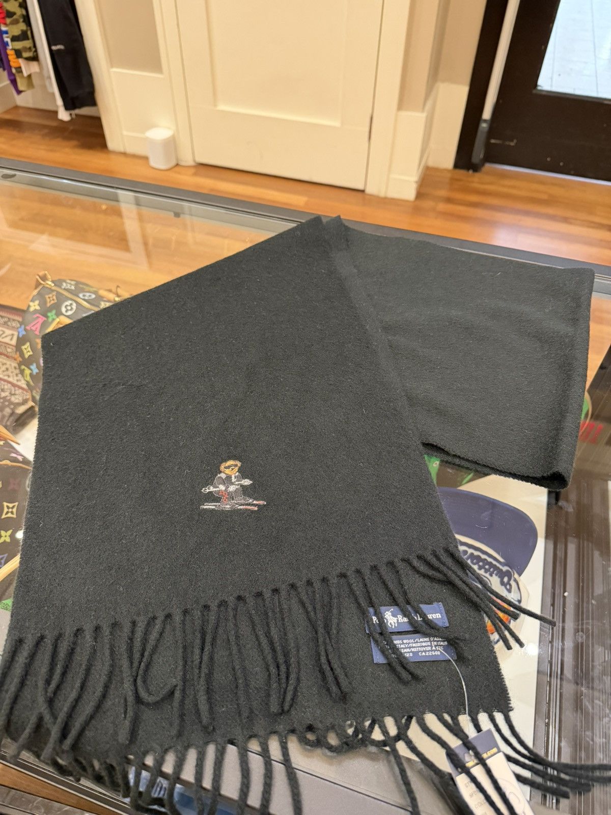 Polo Ralph Lauren Polo Ralph Lauren Skiing Bear Lamb Wool Scarf Size ONE SIZE - 2 Thumbnail