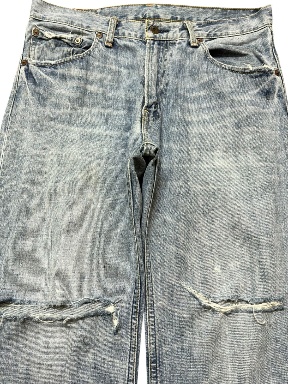 Levi's Vintage Clothing Vintage Levi’s 502 Faded Ripped Distressed Denim Size US 32 / EU 48 - 2 Thumbnail