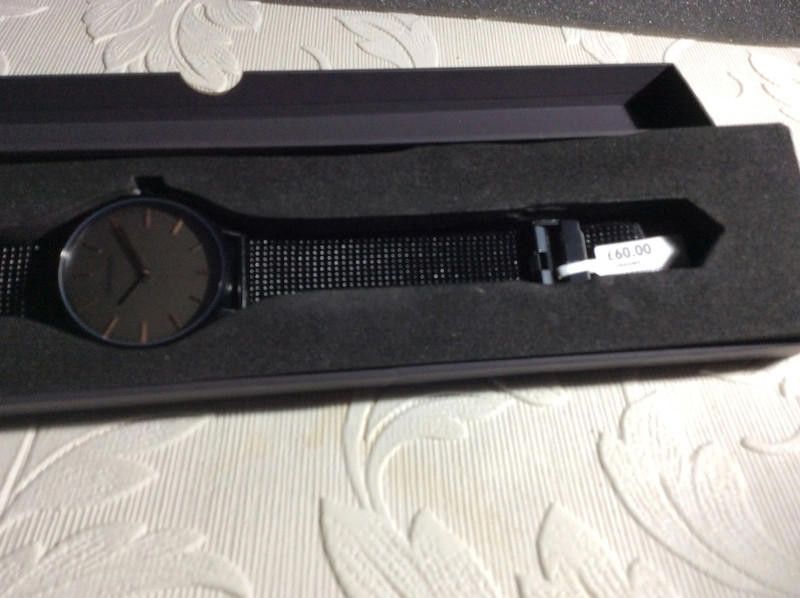 Designer Unknown black mesh bracelet watch Size ONE SIZE - 10 Thumbnail