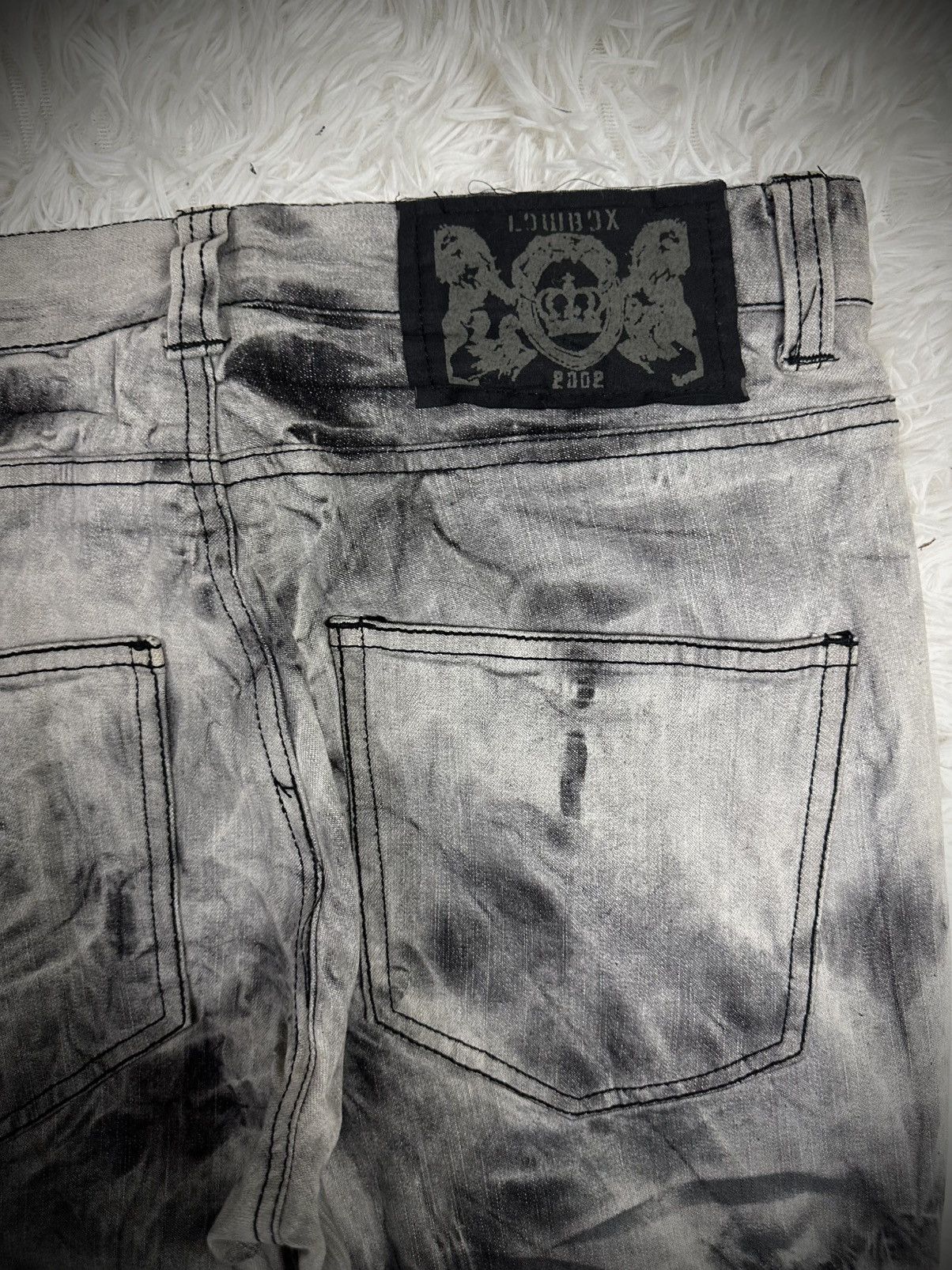 Japanese Brand 💥rare💥 2000s japanese brand lowbox dirty washed denim jeans Size US 31 - 6 Thumbnail