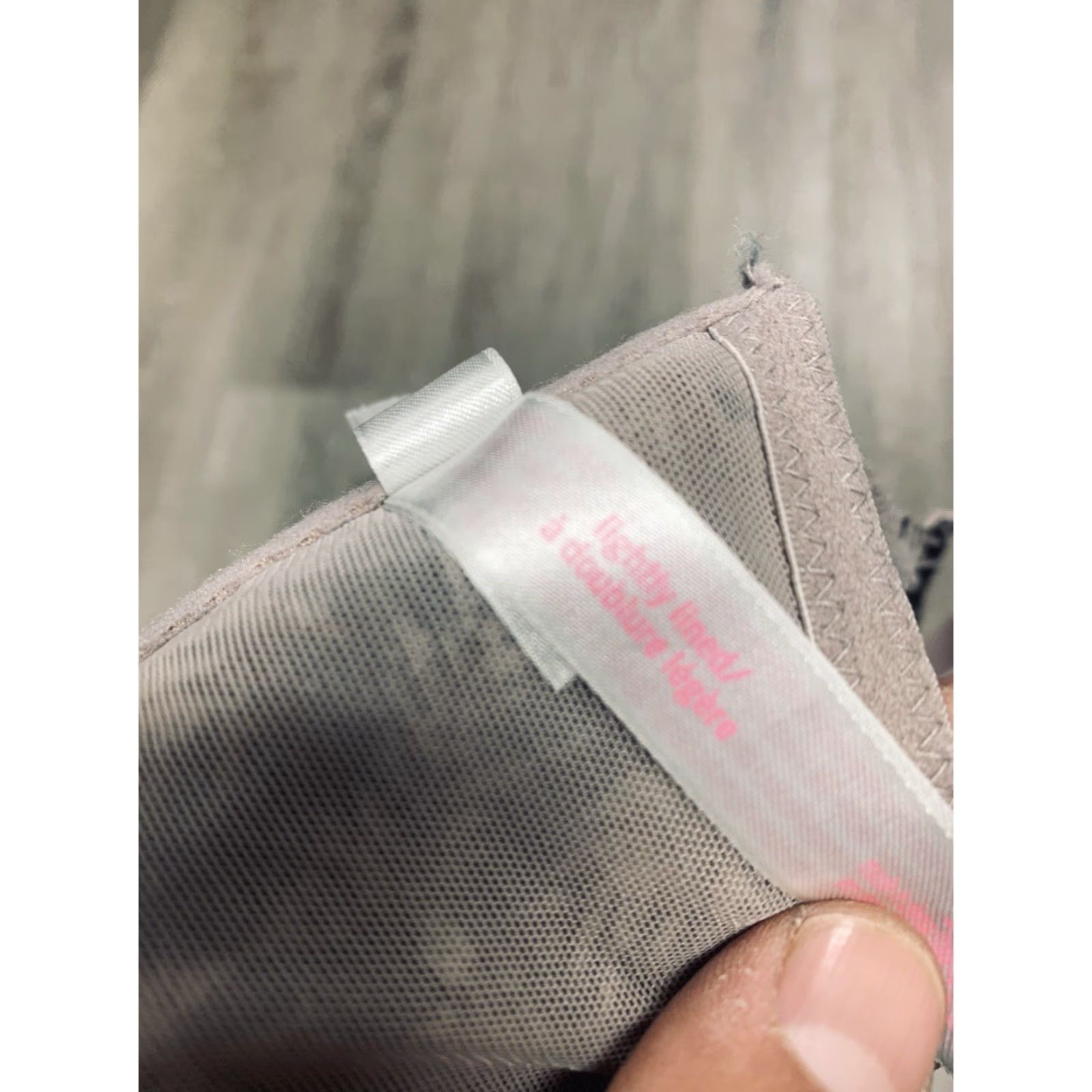 Victoria's Secret Victoria's Secret PINK Women Bra 32DD Violet Hawaiian Lightly Lined Front Closure T-Shirt Bra Womens Size ONE SIZE - 6 Thumbnail