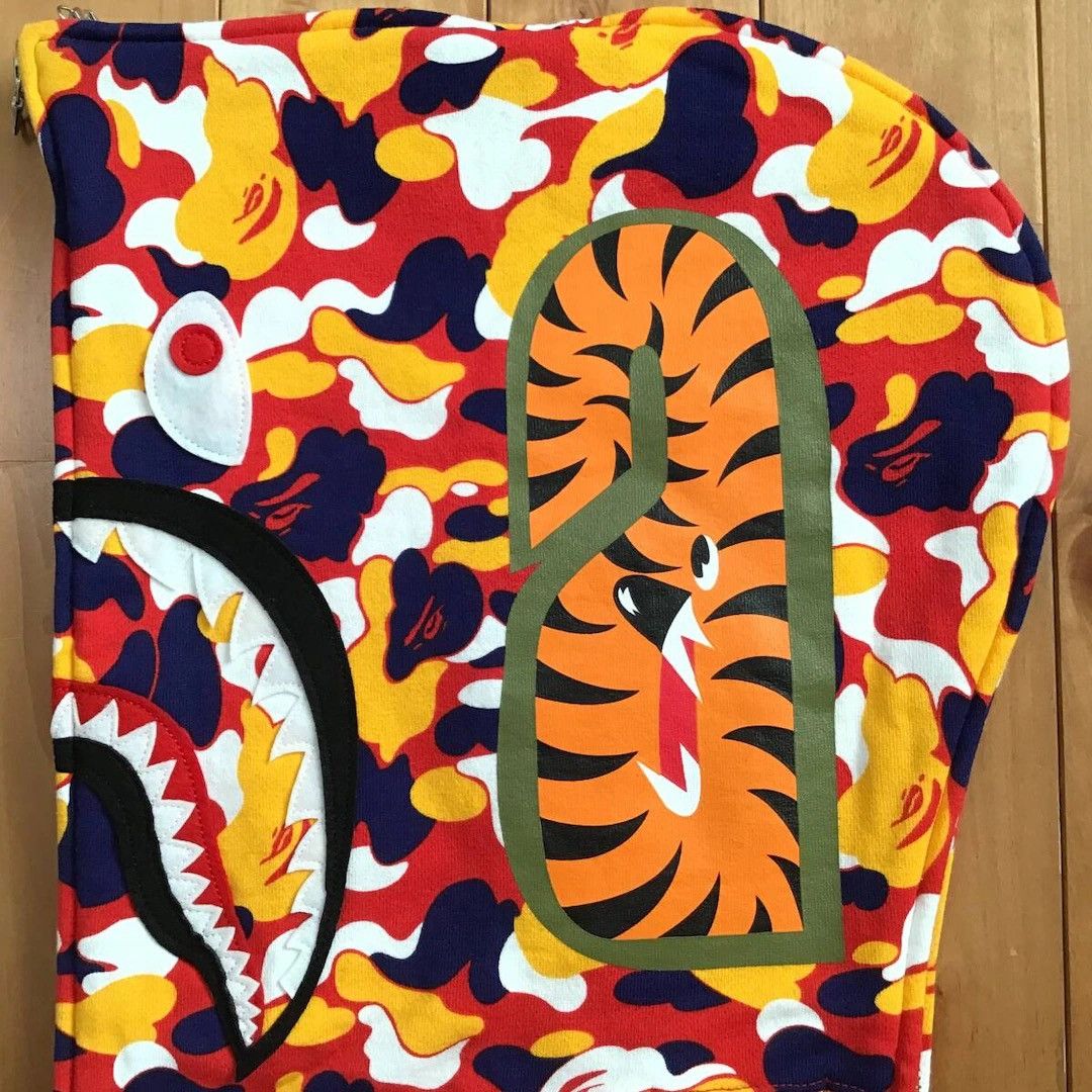 Bape 2024 🔥Kuala Lumpur Store Camo BAPE shark full zip hoodie APE Size US L / EU 52-54 / 3 - 6 Thumbnail