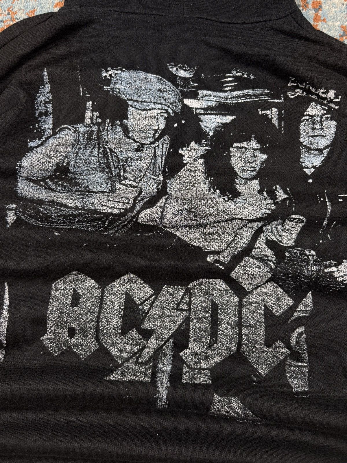 AC/DC × Band Tees × Vintage Vintage 90s AC/DC the razors edge crazy graphic hoodie boxy Size US XL / EU 56 / 4 - 10 Thumbnail