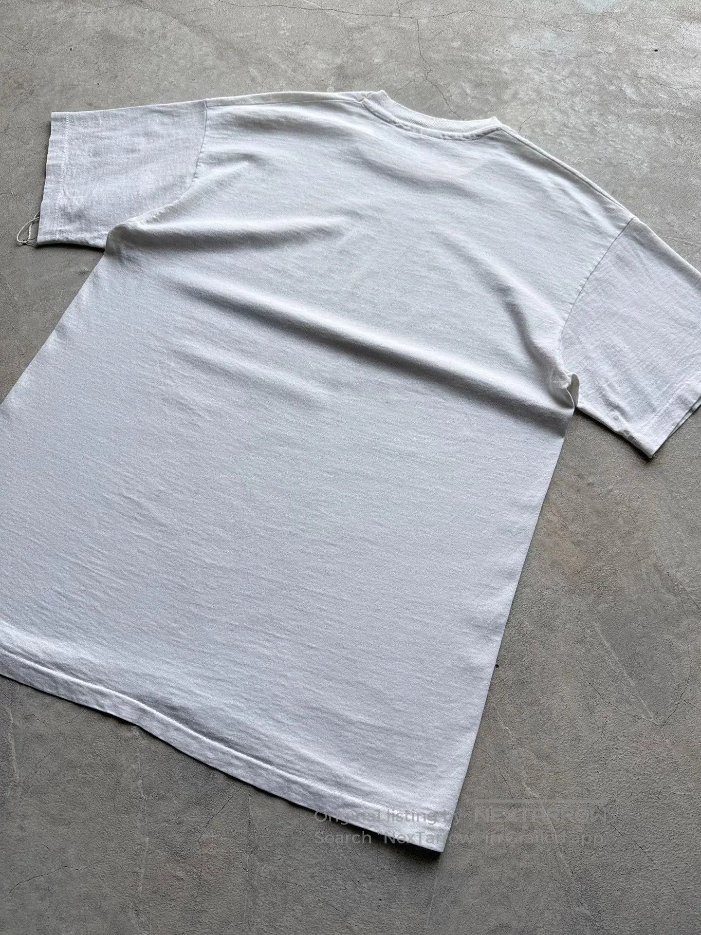 Vintage Vintage 90s Elvis Presley Tee. Size US L / EU 52-54 / 3 - 7 Thumbnail