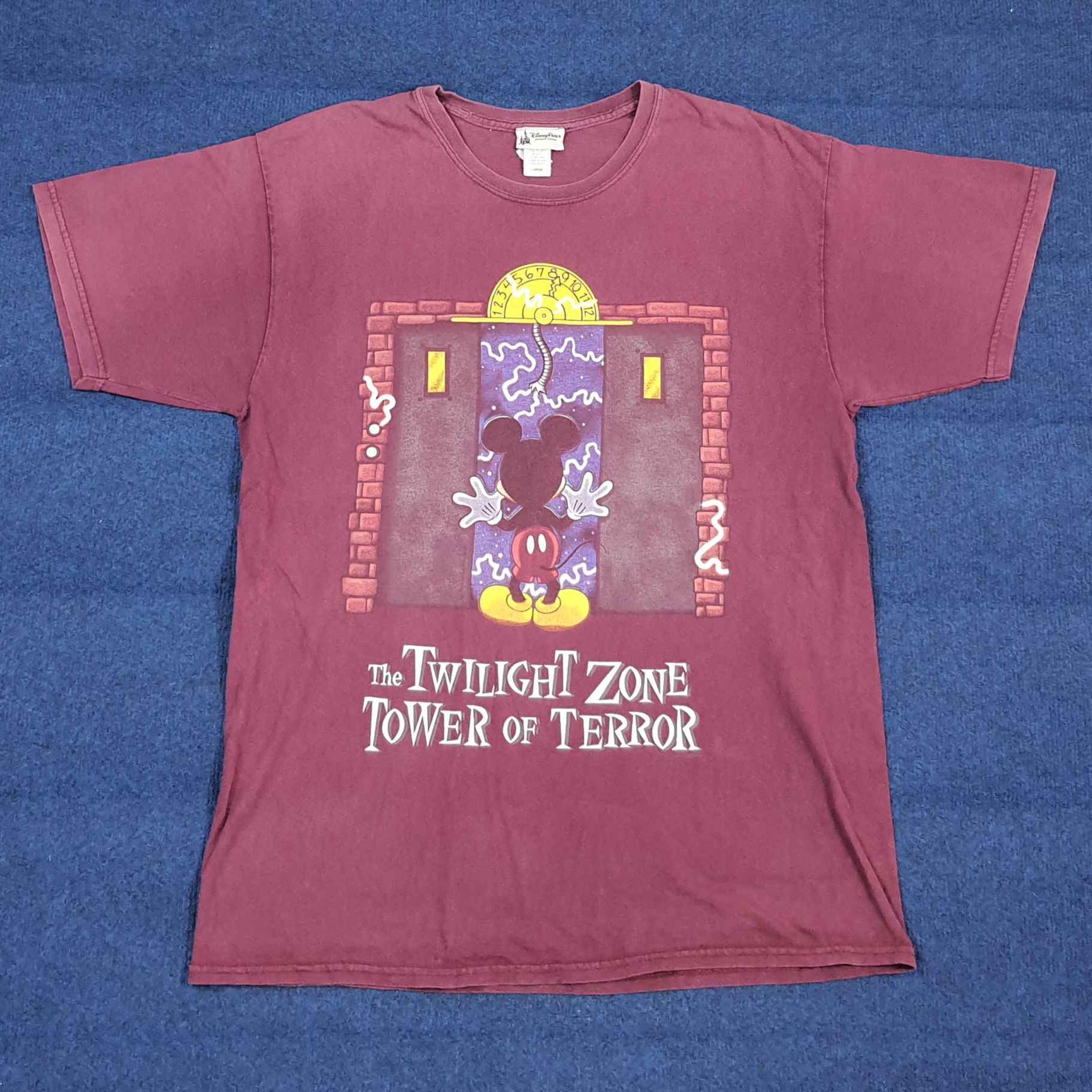 Disney Vintage Disney Mickey Mouse Elevator Tshirt C294N65 Size US L / EU 52-54 / 3 - 1 Thumbnail
