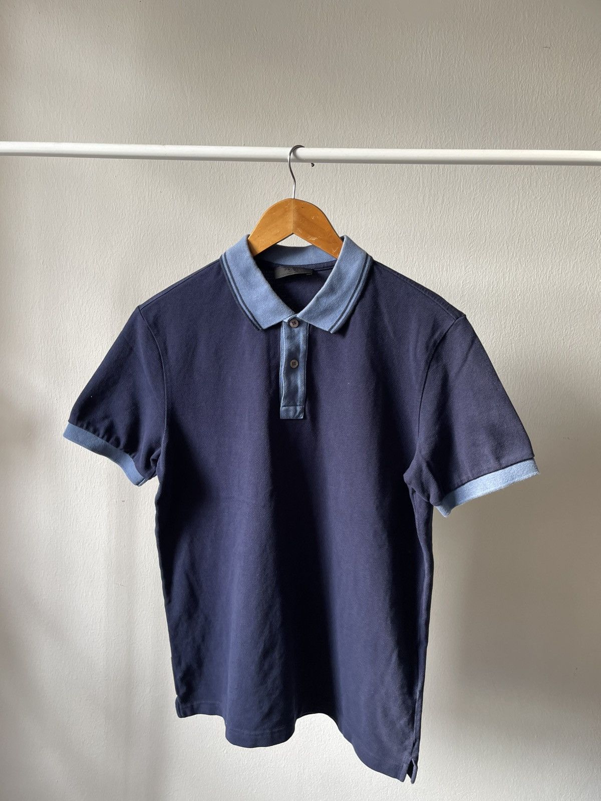 Prada Prada Side Logo Polo Shirt Size US M / EU 48-50 / 2 - 4 Thumbnail