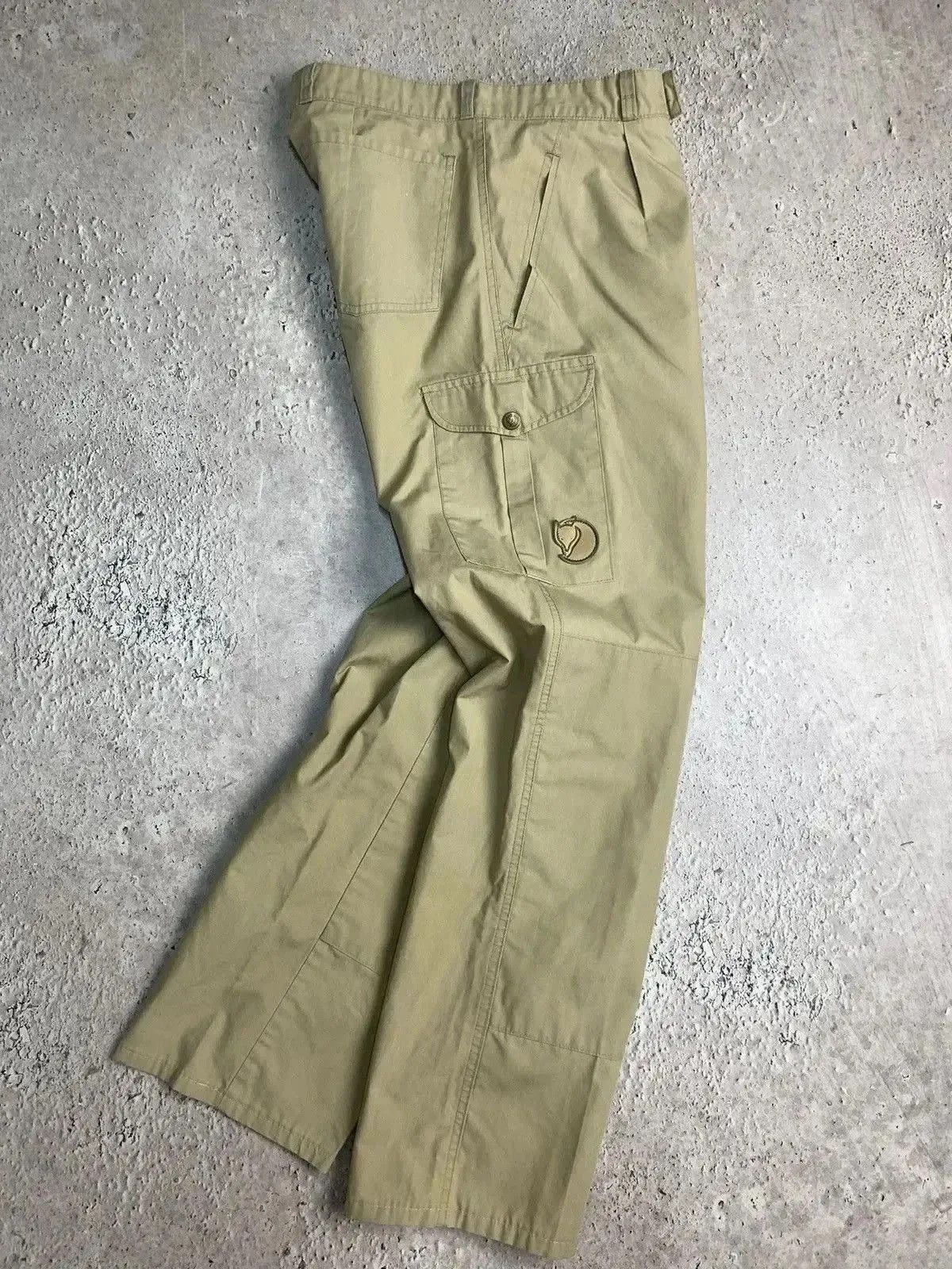 Fjallraven × Vintage Vintage Fjallraven Cargo Cropped Pants G-1000 Size US 31 - 3 Thumbnail