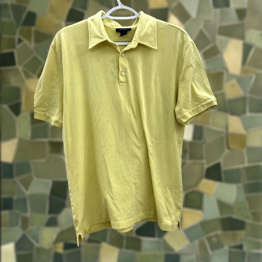 Express VINTAGE? No. Mens Express Shirt Size Large Solid Yellow Short Sleeve Polo Size US L / EU 52-54 / 3 - 1 Thumbnail
