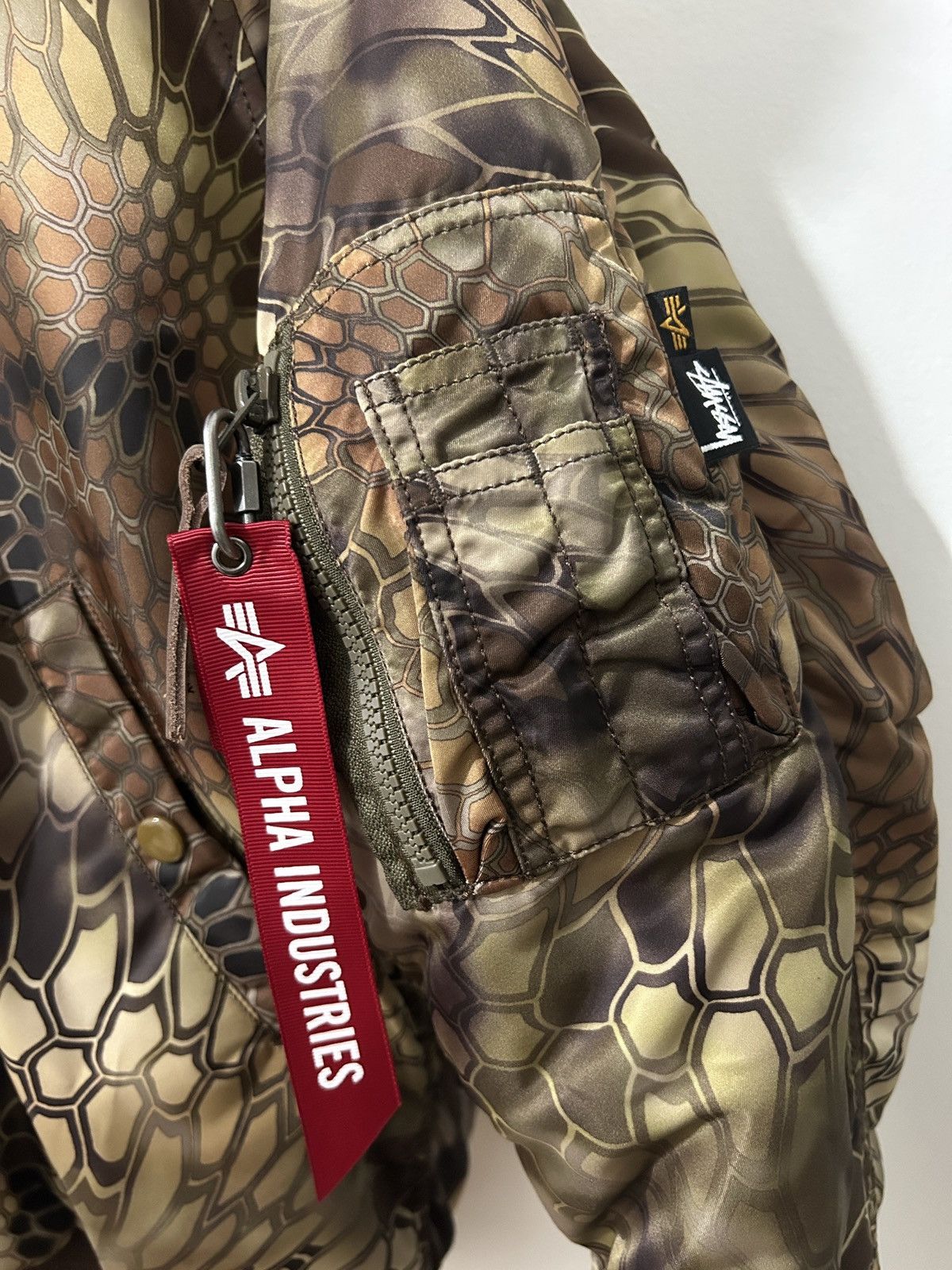 Alpha Industries × Stussy Stussy x Alpha Industries N-2B Kryptek Camo Jacket Size US S / EU 44-46 / 1 - 3 Thumbnail