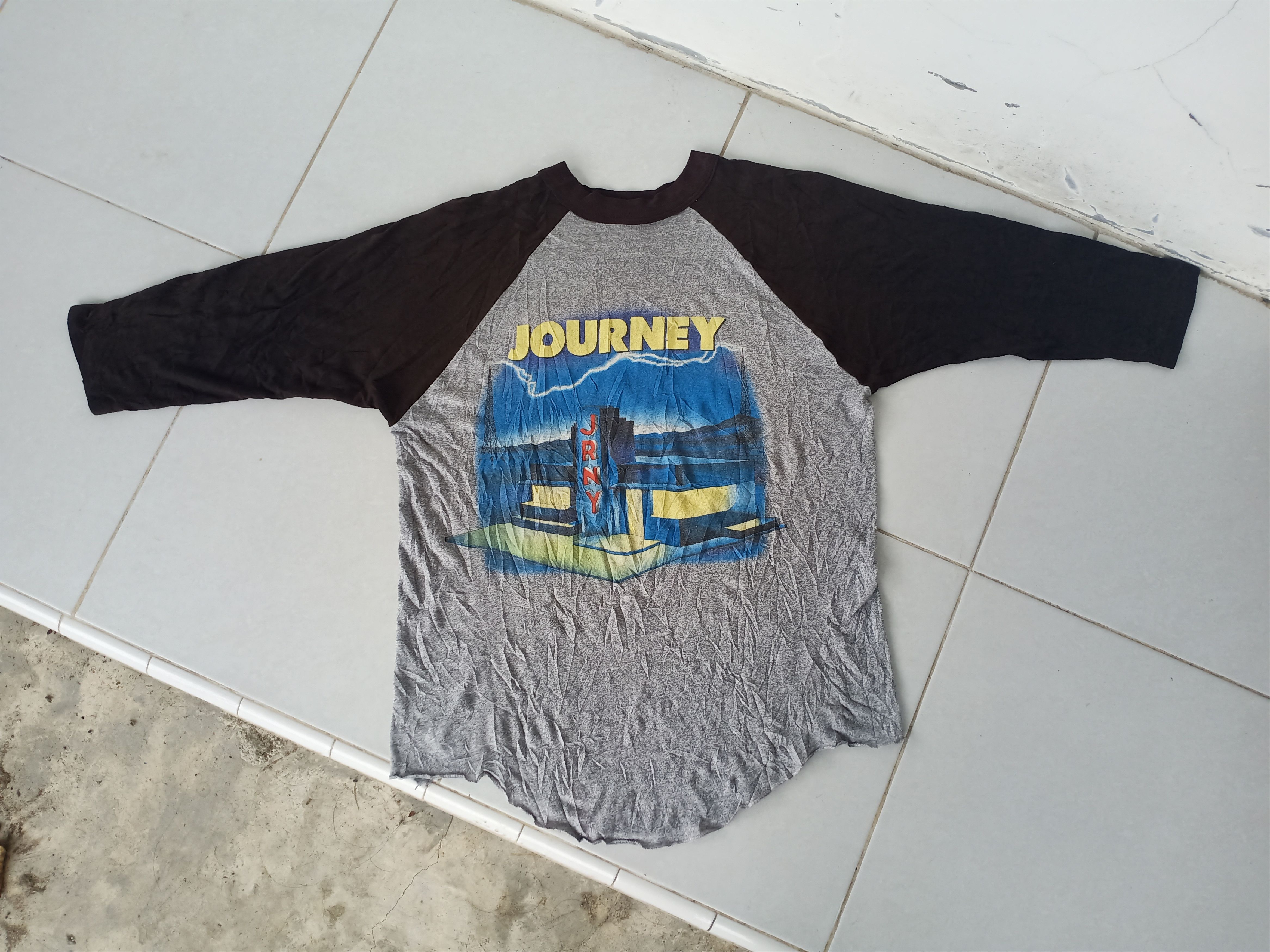 image of Band Tees x Vintage 80's Journey Raglan in Grey, Men's (Size XL)