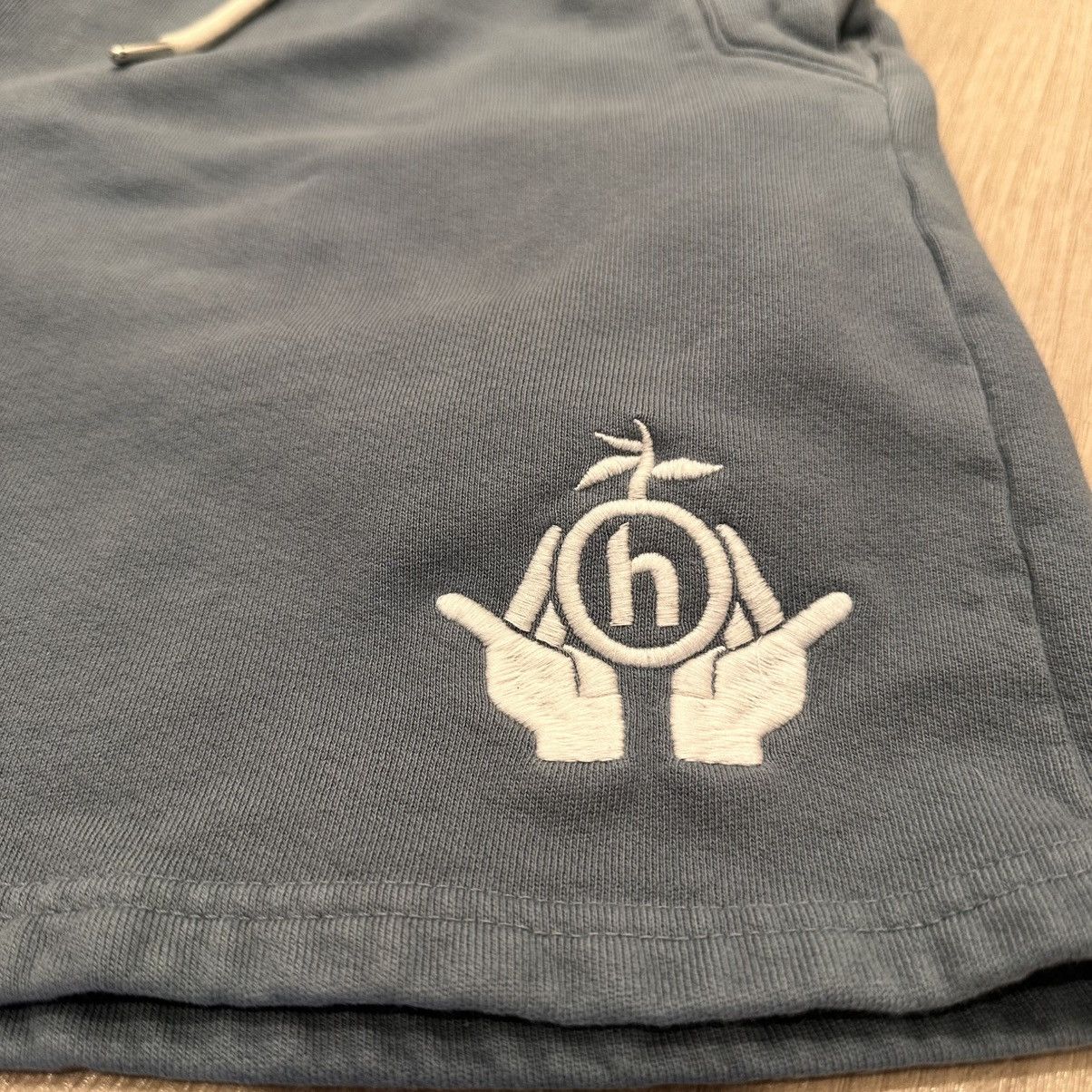 HIDDEN HIDDEN NATURE HANDS SWEAT SHORTS Size US 32 / EU 48 - 3 Thumbnail