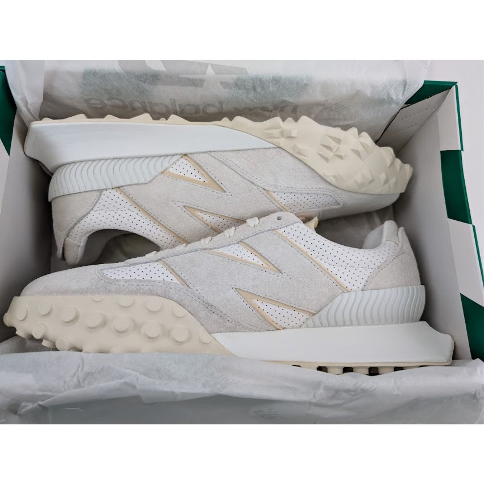 Casablanca × New Balance o1rshd1 Q:2 / XC-72 Sneakers Marshmallow / Brilliant White Size US 11 / EU 44 - 21 Thumbnail