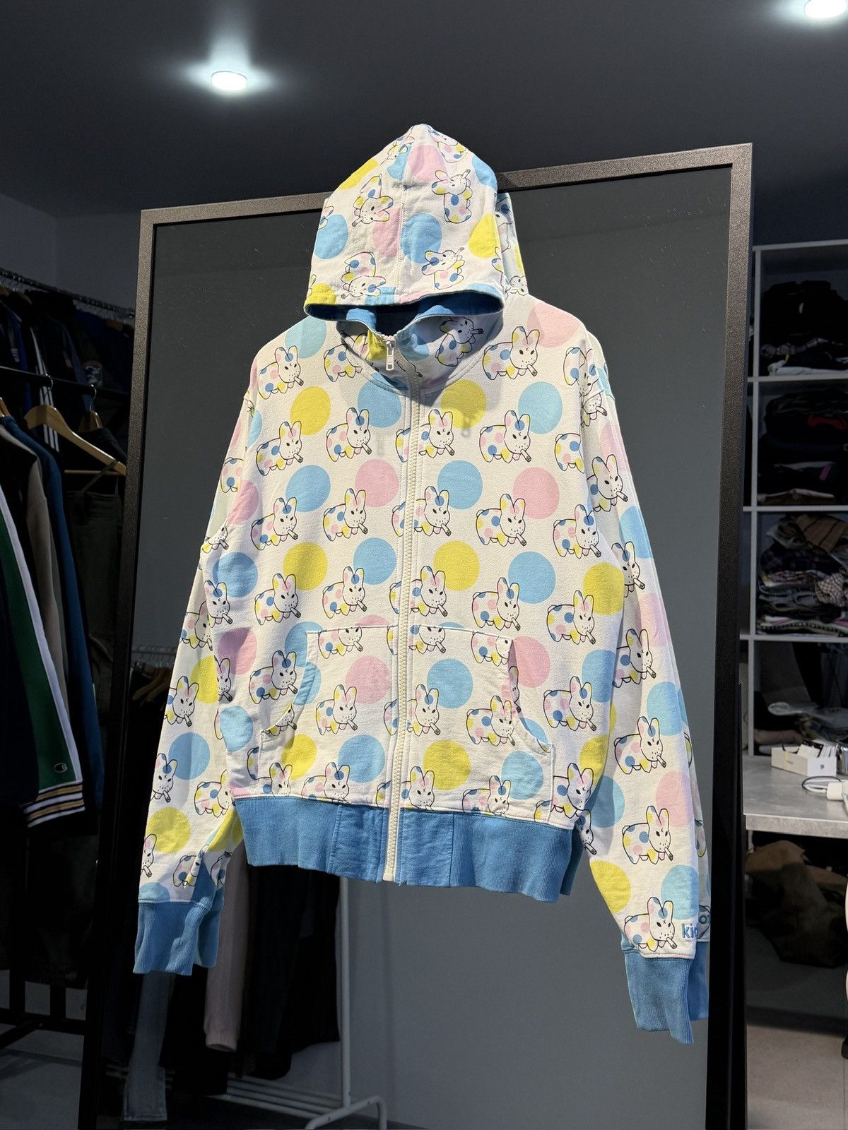 Kid Robot KID ROBOT Limited 6 of 256 zip hoodie overprint size S Size US S / EU 44-46 / 1 - 2 Thumbnail