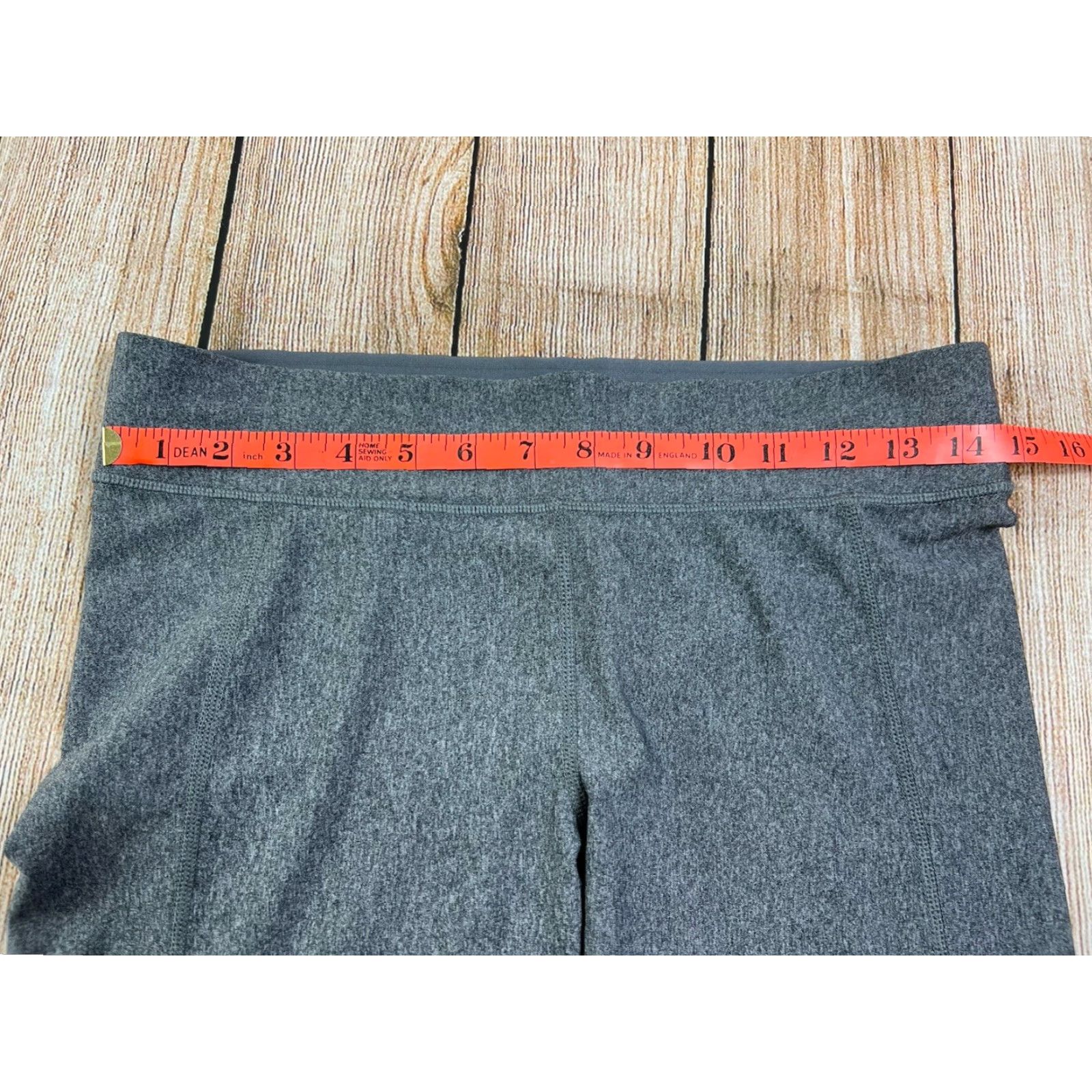 Under Armour Under Armour HeatGear Capris Pants Women L Charcoal Grey Compression Elastic Waist Skinny Size 36" / US 14 / IT 50 - 3 Thumbnail