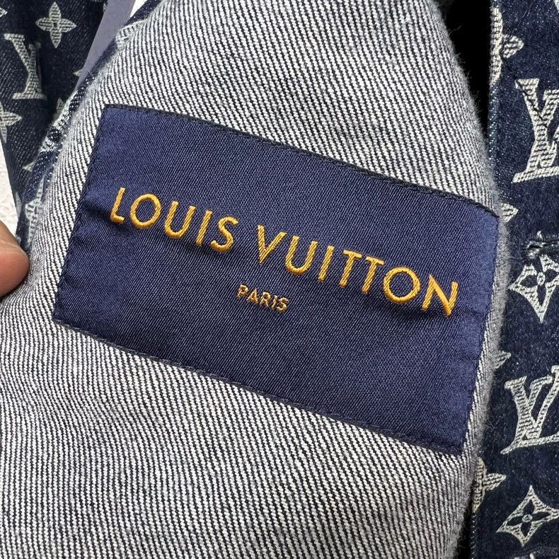 Louis Vuitton Louis Vuitton Original monogrammed Logo denim jacket Size US S / EU 44-46 / 1 - 4 Thumbnail