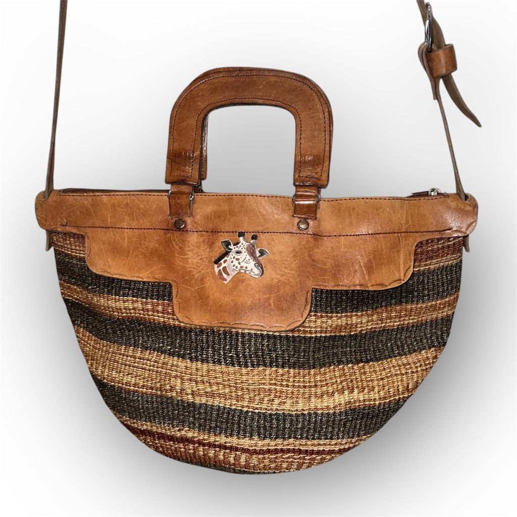 Vintage Vintage African Sisal Market Woven Bag Leather Handles & Str Size ONE SIZE - 1 Thumbnail
