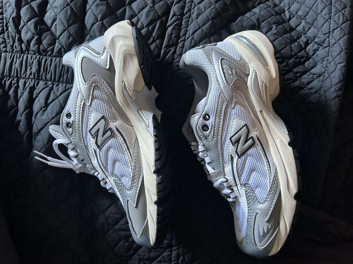 New Balance New Balance Heritage 725v1 Size US 8.5 / EU 41-42 - 2 Thumbnail