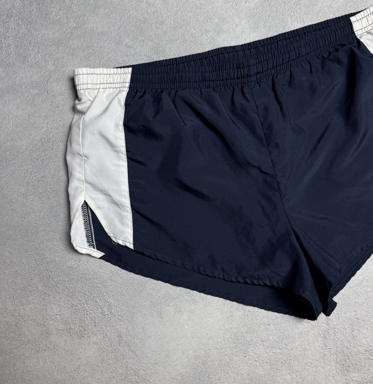 Nike Nike Vintage Running Shorts Size US 30 / EU 46 - 3 Thumbnail